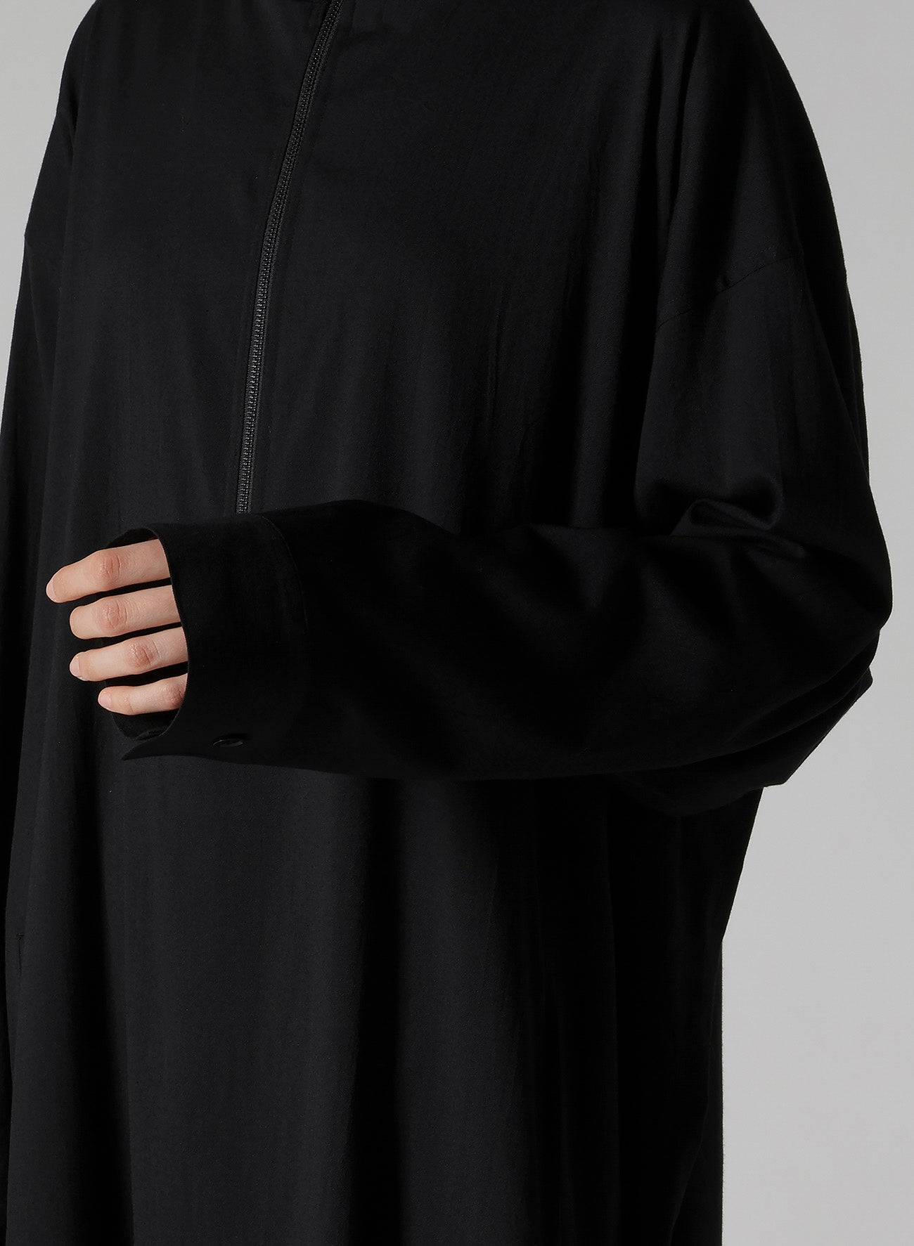 WOOL BREND TWILL STAND-UP COLLAR DRESS