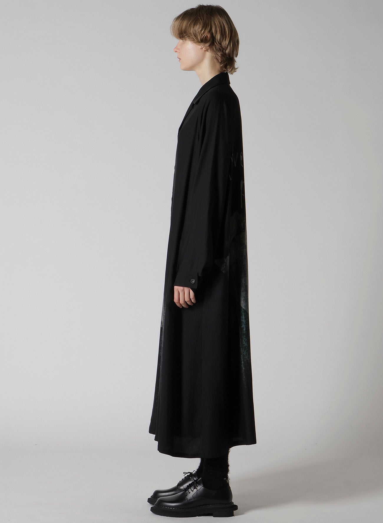 MESSAGE-PRINT DUNGAREE TWILL OPEN COLLAR SHIRT DRESS