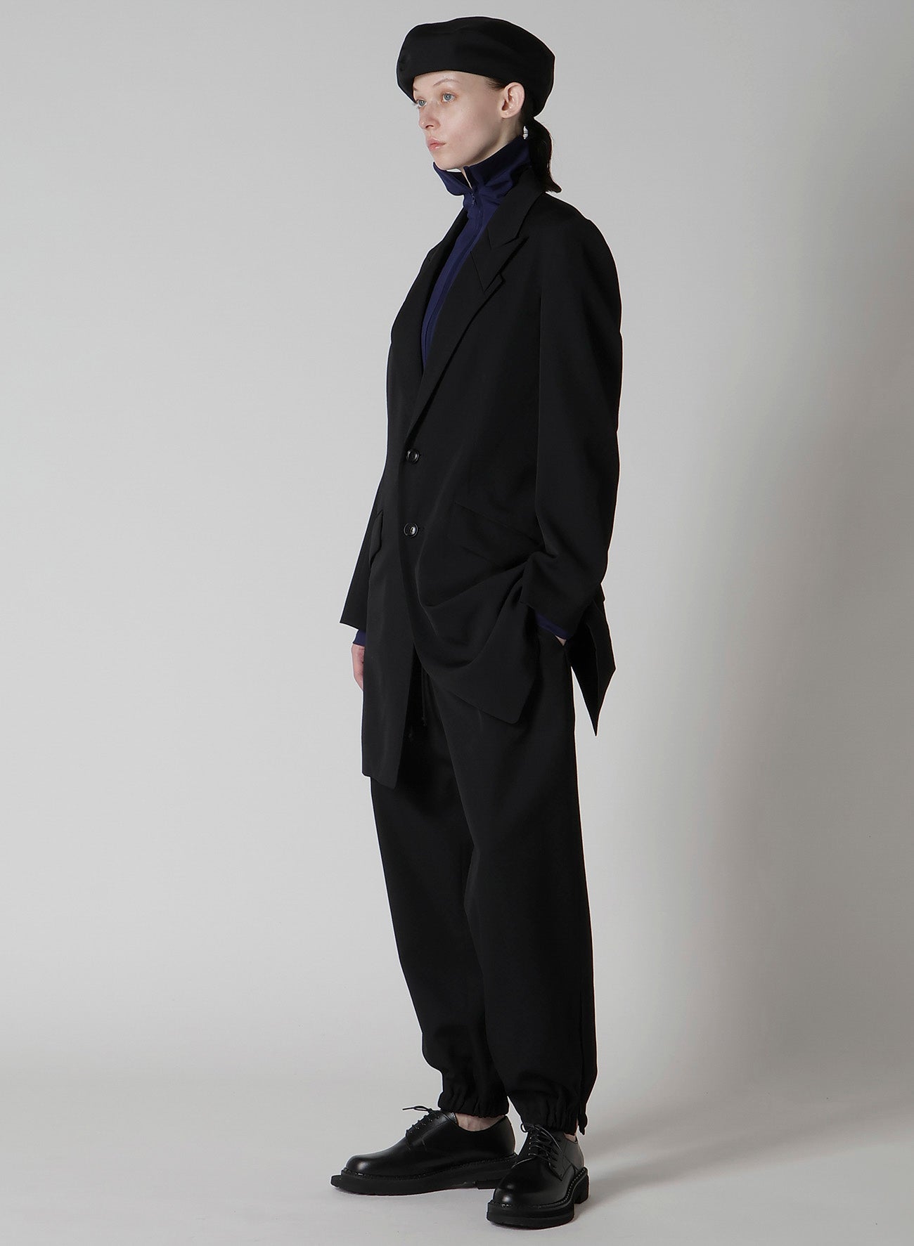 WOOL GABARDINE DART BERET