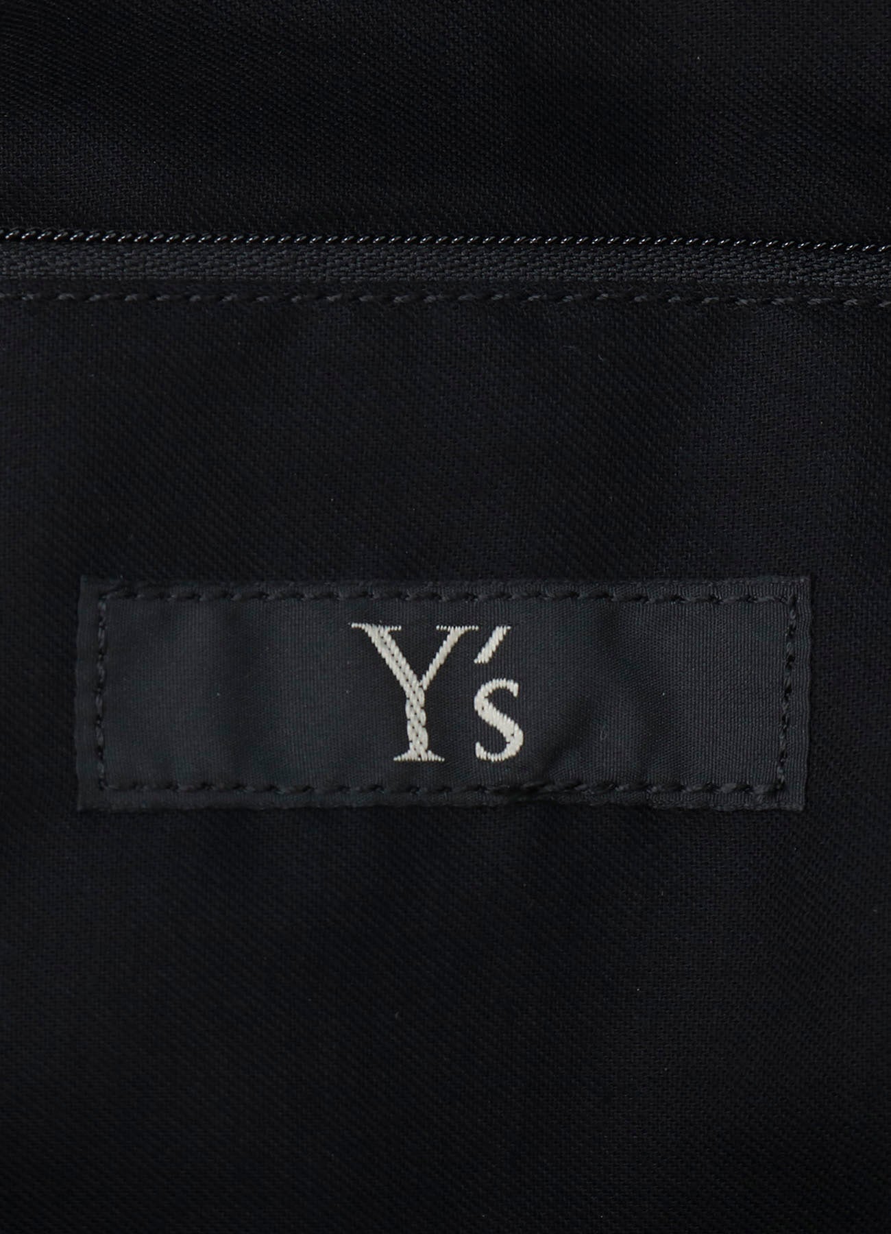 SOFT LEATHER GYOZA-STYLE BAG