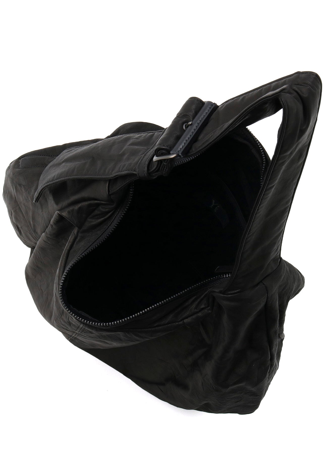 SOFT LEATHER GYOZA-STYLE BAG