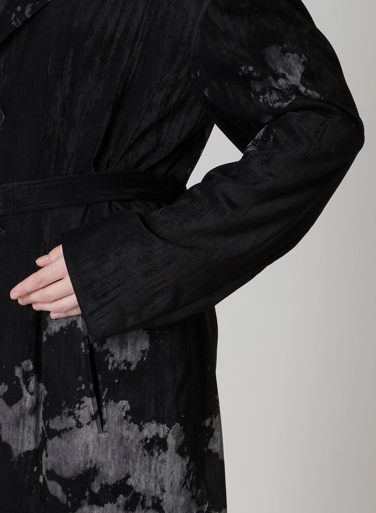 DISCHARGE-PRINTED VELVET BIG JACKET