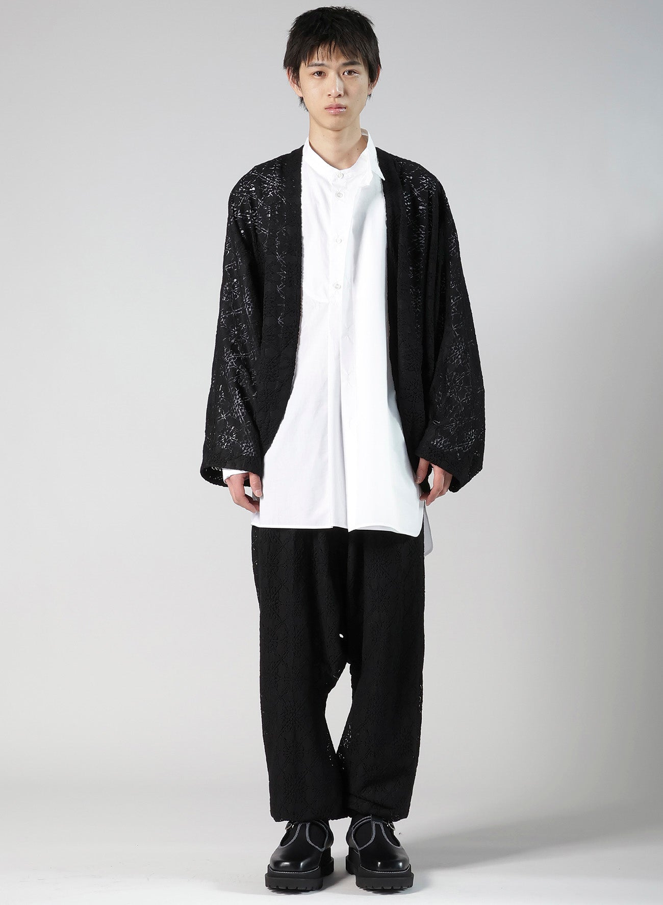 LACE DOLMAN SLEEVE JACKET