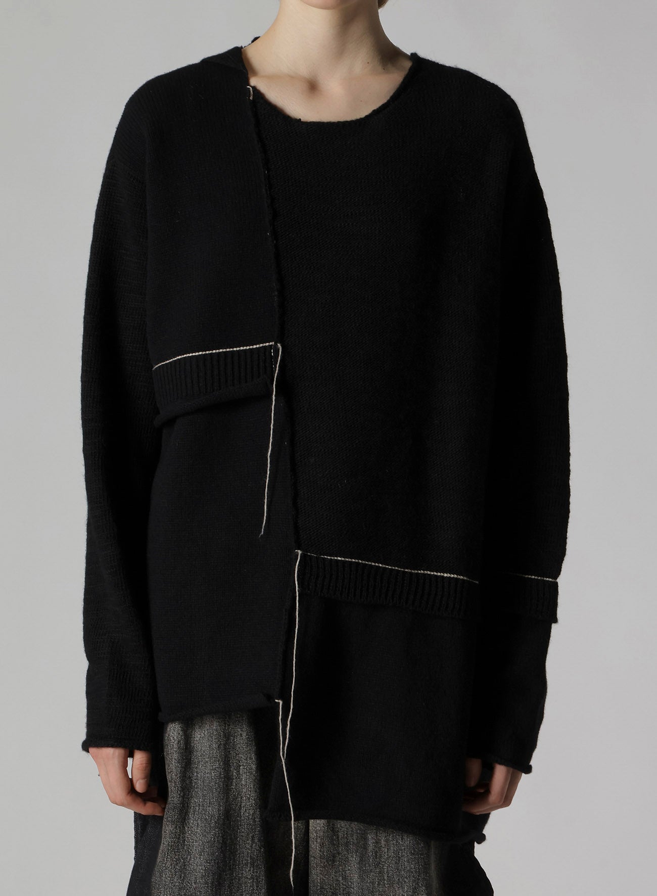 PATCHWORK CREW NECK PULLOVER
