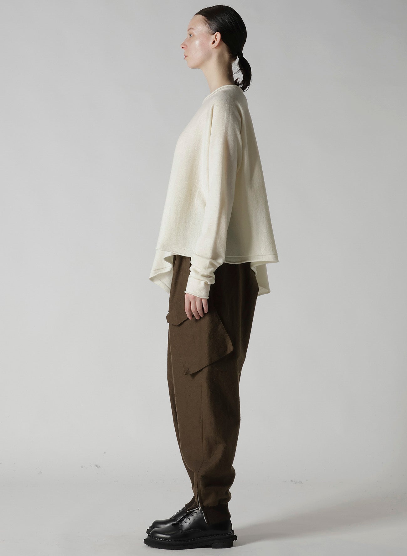 WOOL ASYMMETRIC CREW NECK PULLOVER