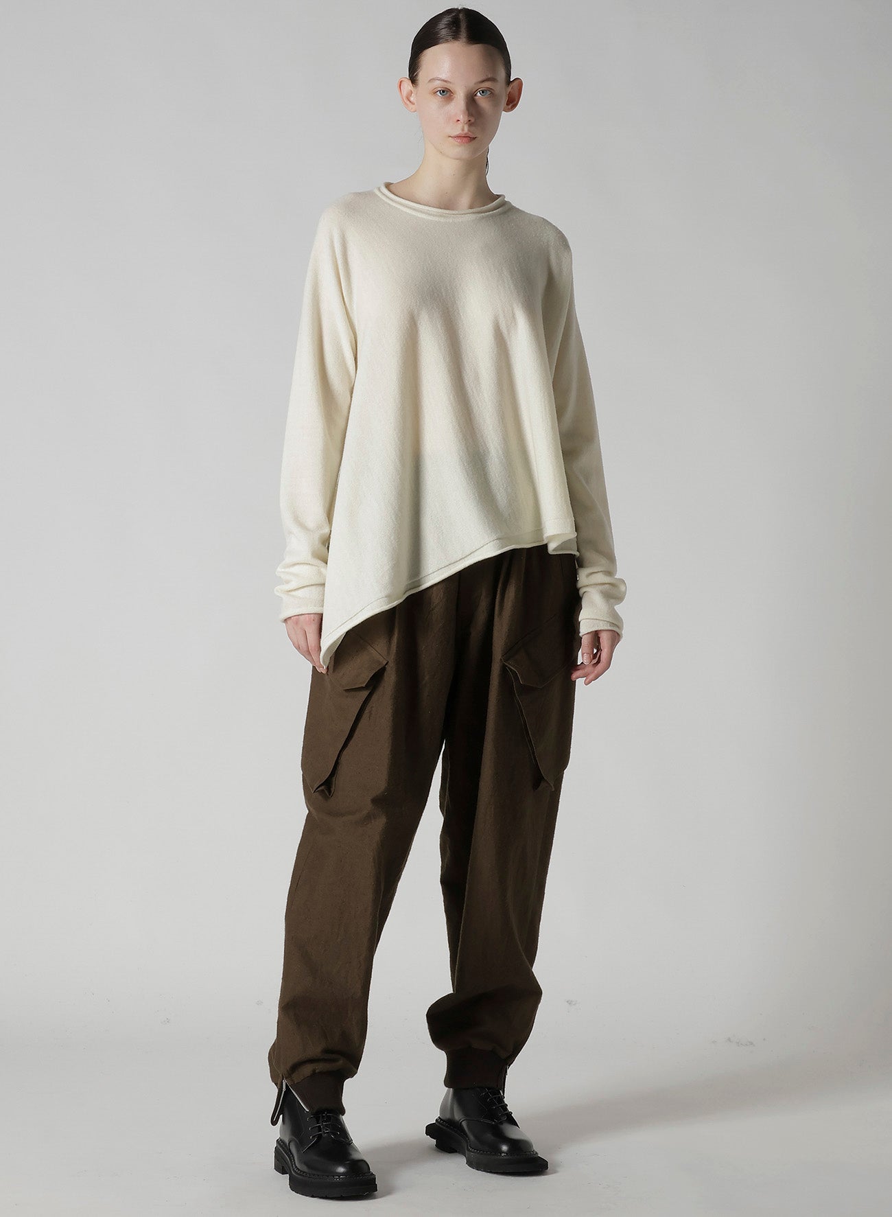 WOOL ASYMMETRIC CREW NECK PULLOVER