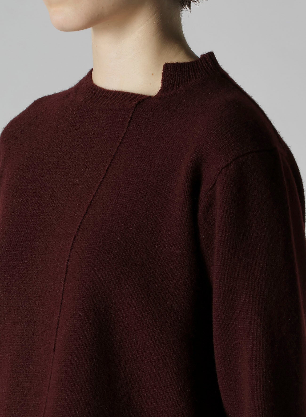 INTARSIA ASYMMETERIC PULLOVER