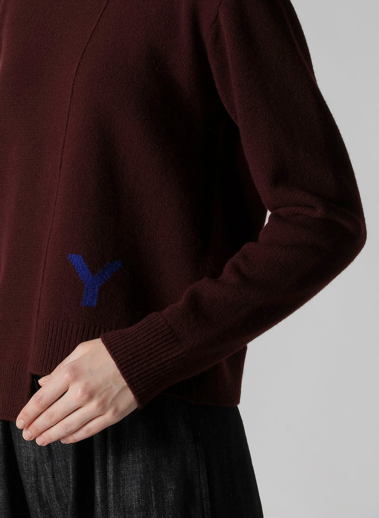 INTARSIA ASYMMETERIC PULLOVER