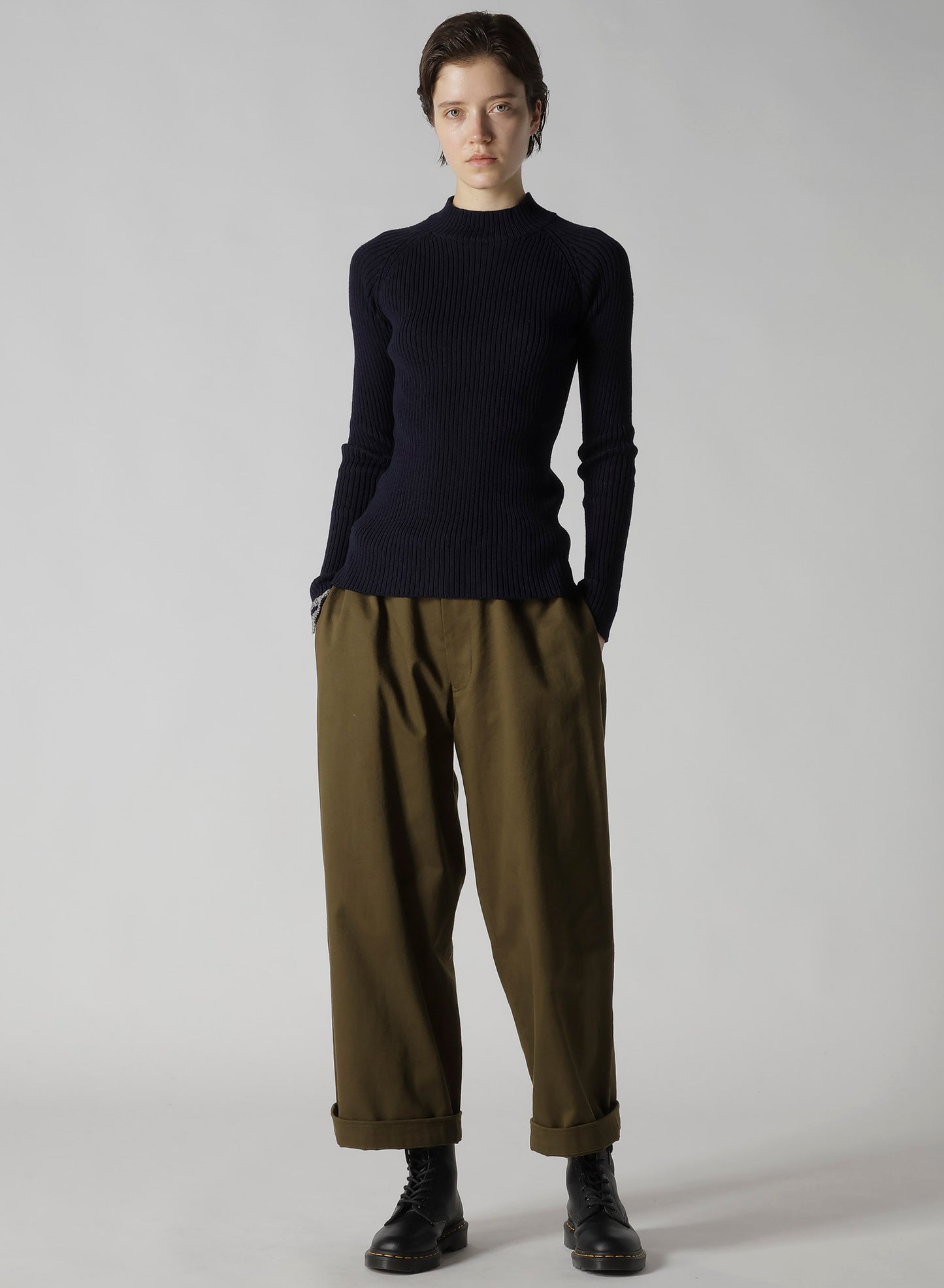 RIBBED MINI HIGH NECK PULLOVER