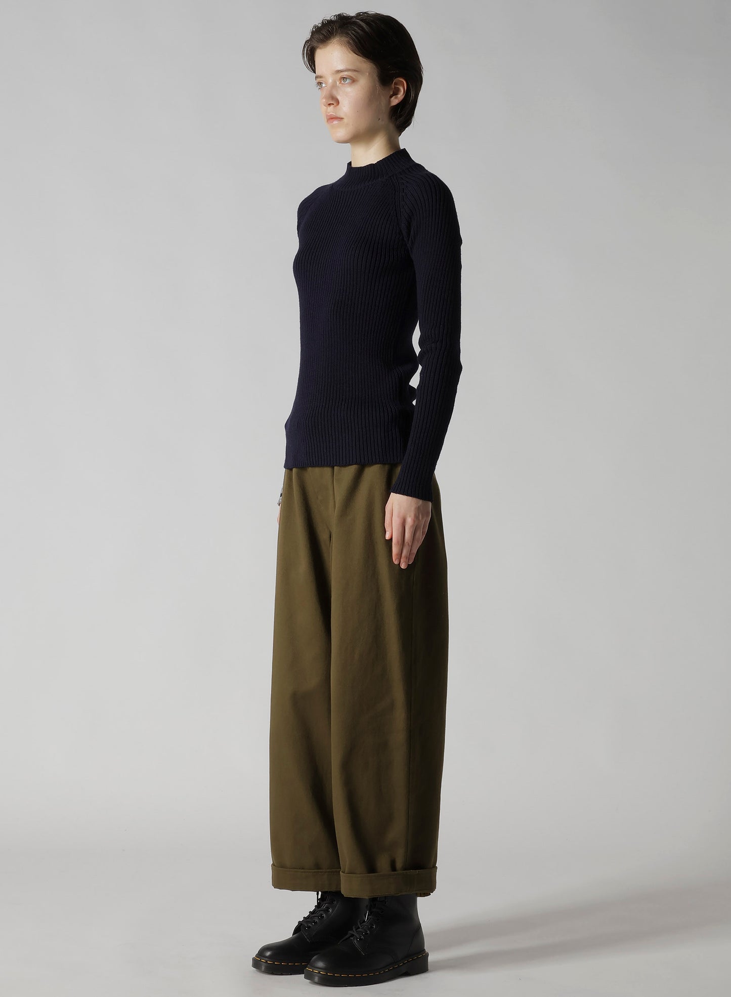 RIBBED MINI HIGH NECK PULLOVER