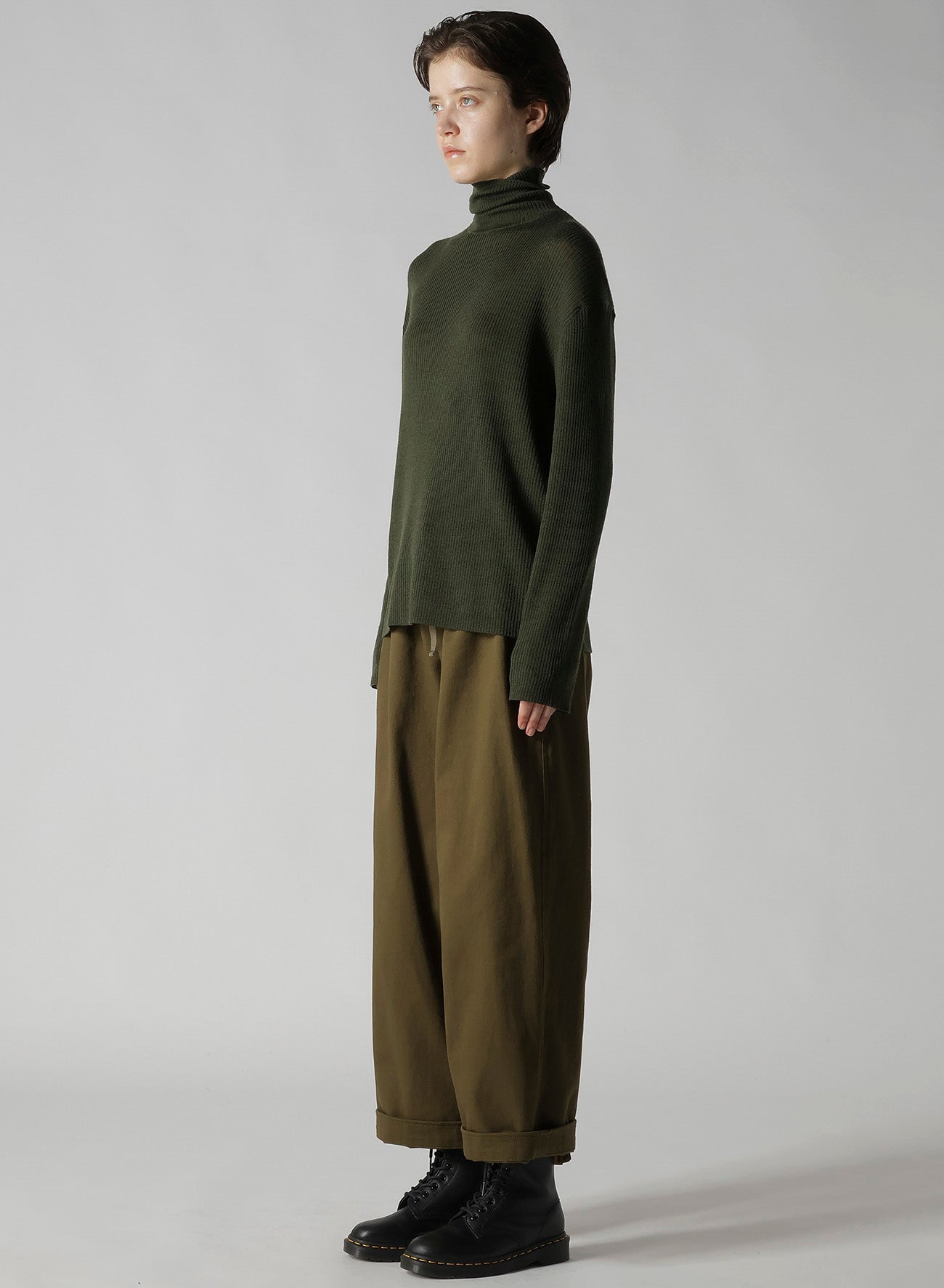 RIB OVERSIZED HIGH NECK KNIT