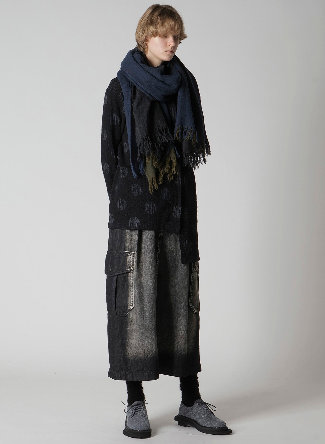 THREE-LAYERED WOOL SCARF