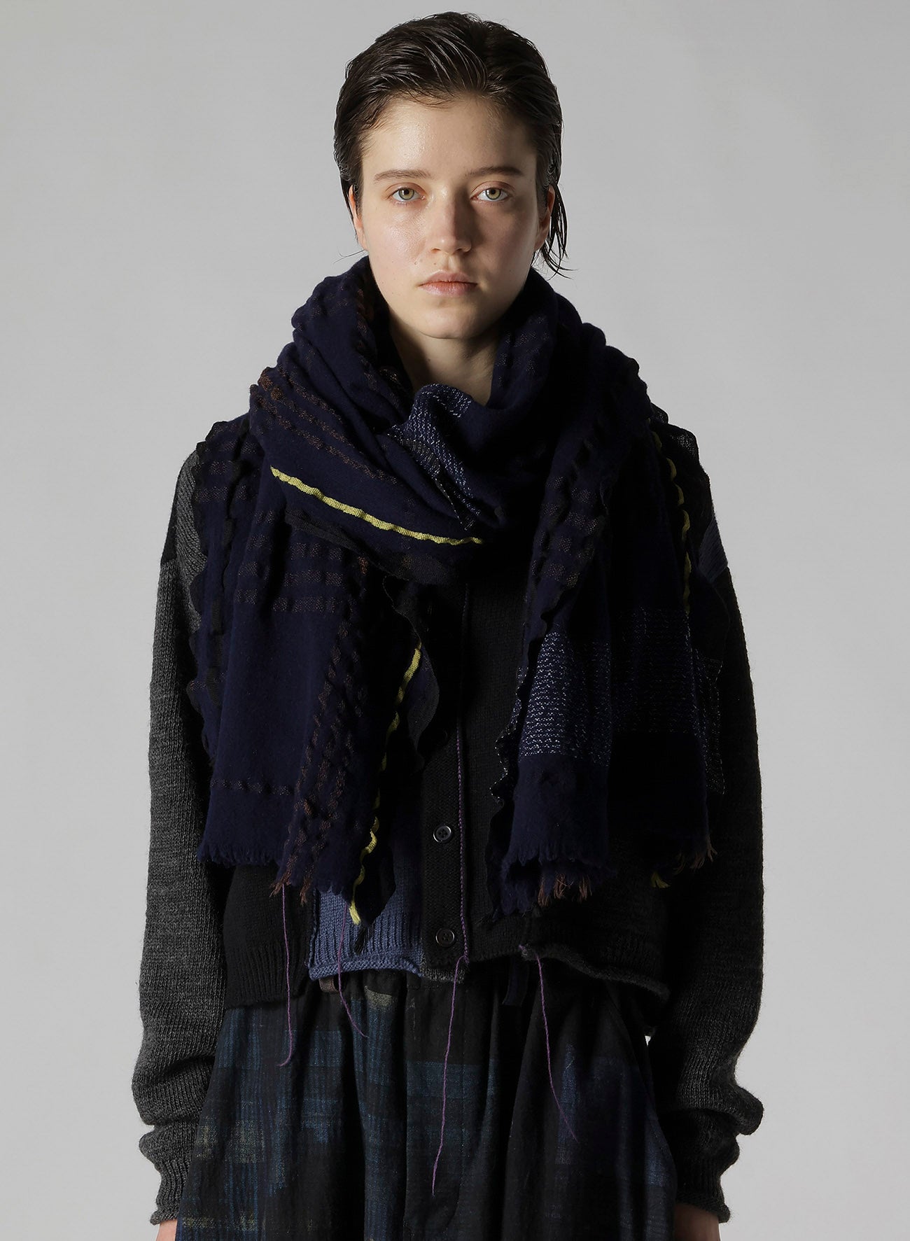 W PLAID FRILL SCARF