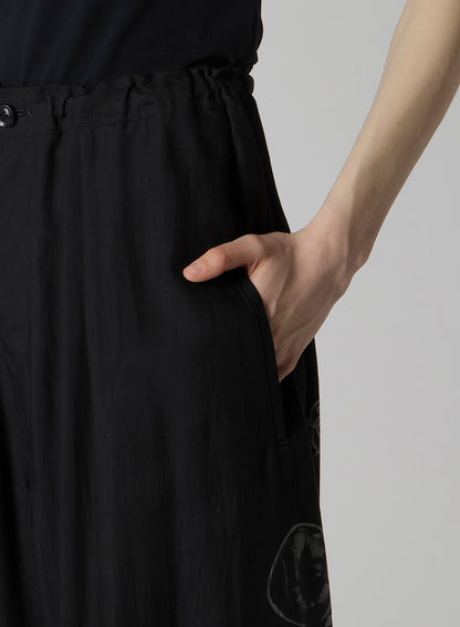 ANGEL-PRINT DUNGAREE TWILL FRONT PLATED WIDE PANTS