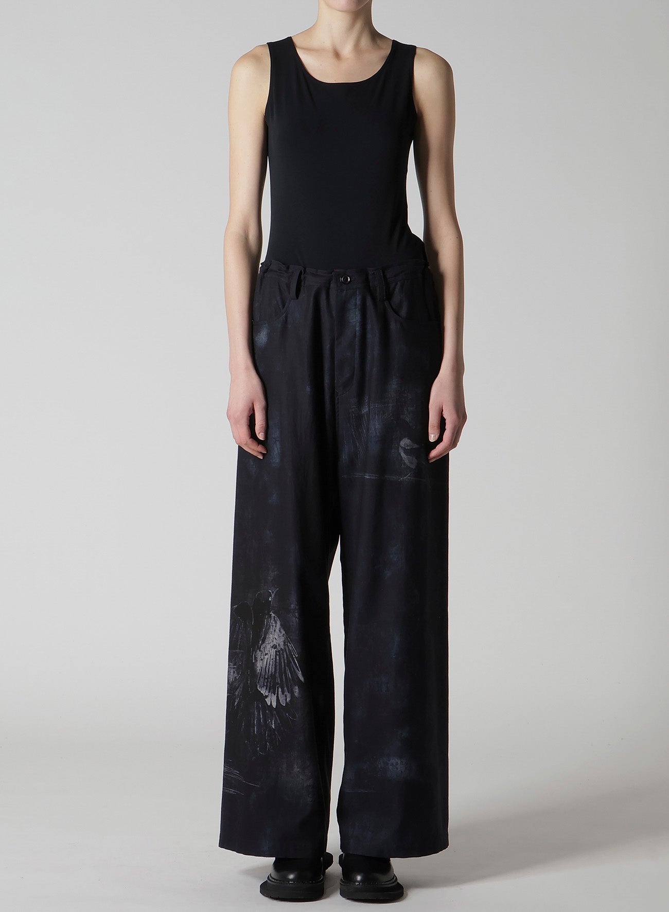 BIRD PRINT DENIM LONG STRAIGHT PANTS