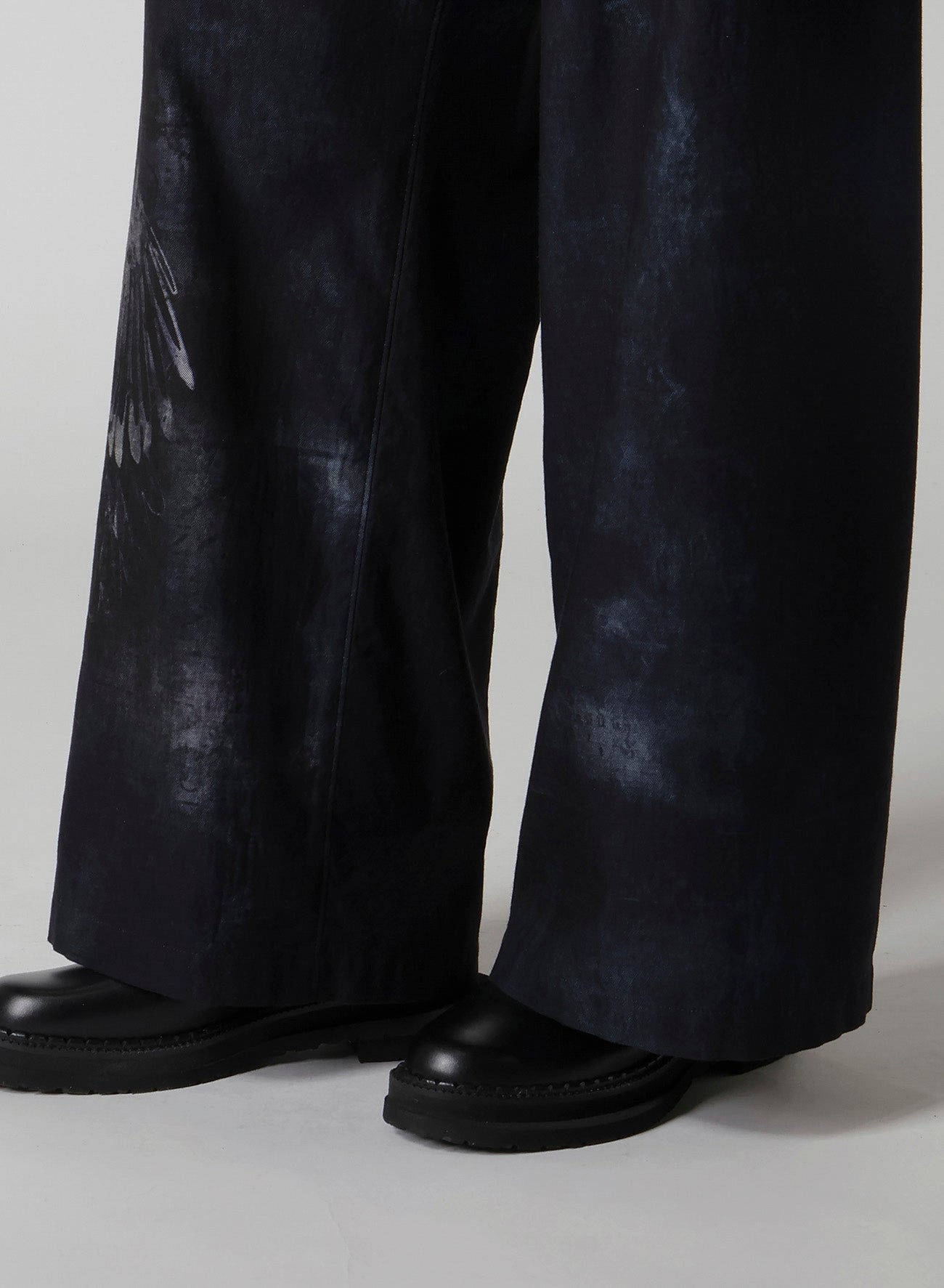 BIRD PRINT DENIM LONG STRAIGHT PANTS