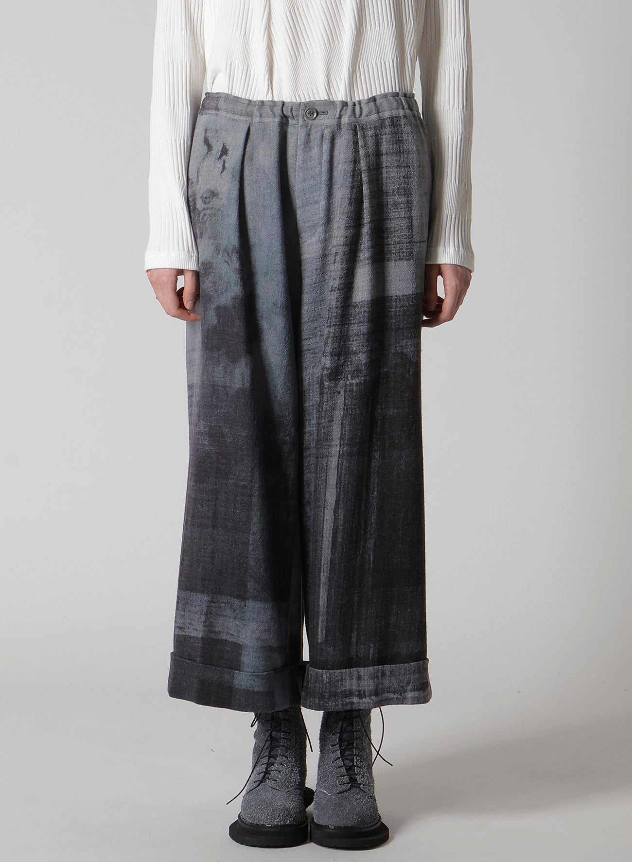 FRONT TUCK MACKIN PANTS