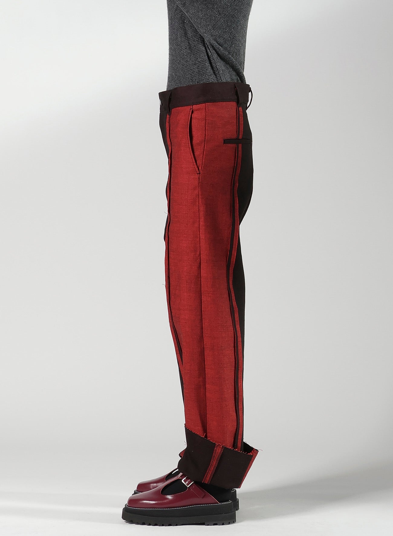 RED BACK SIDE DENIM PANEL PANTS