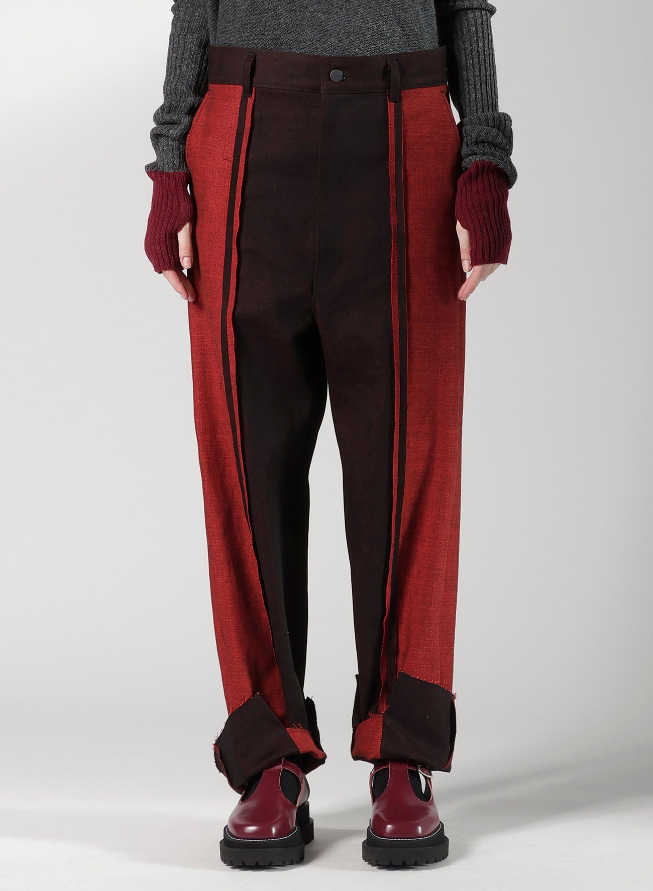 RED BACK SIDE DENIM PANEL PANTS
