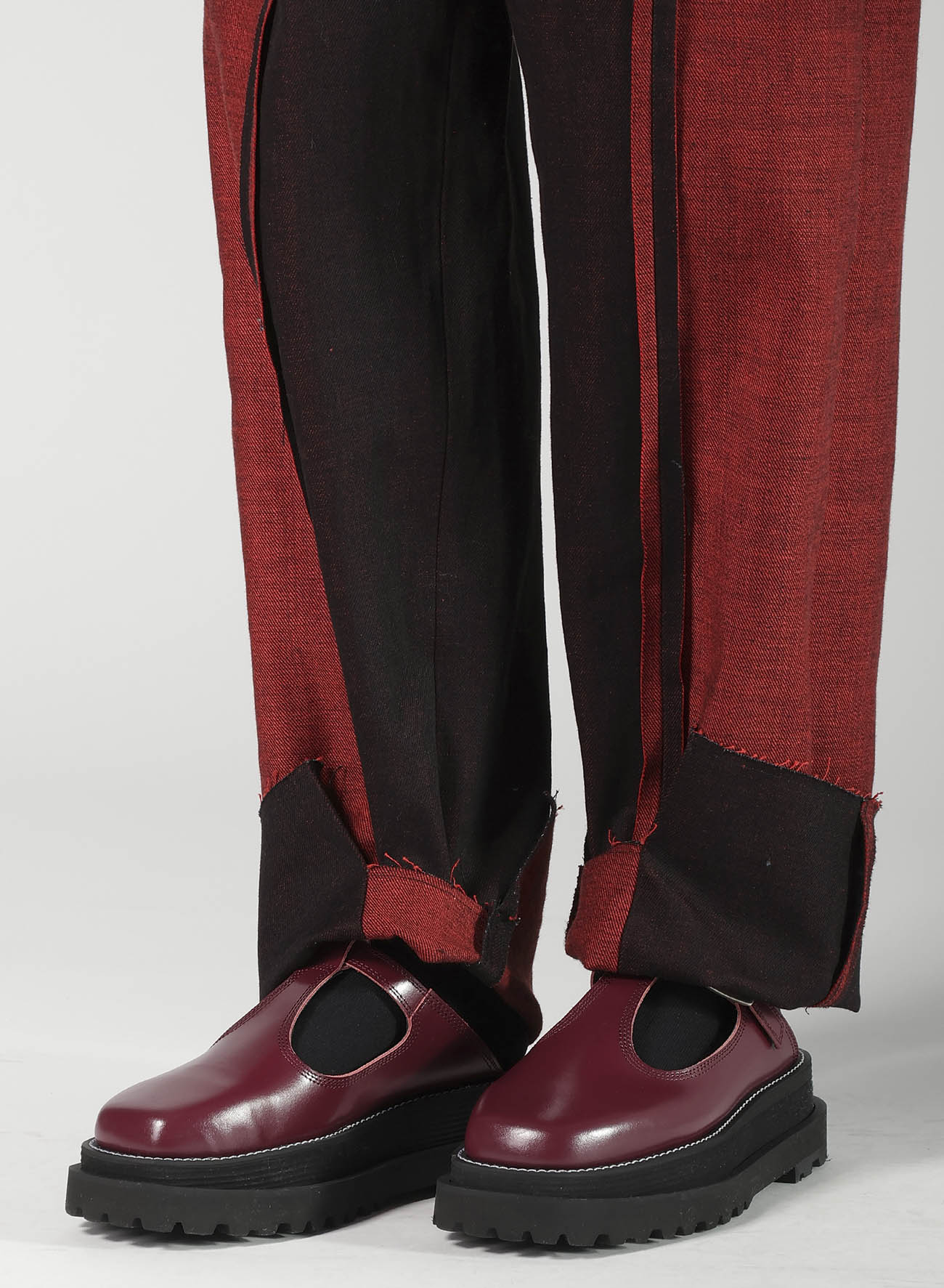 RED BACK SIDE DENIM PANEL PANTS