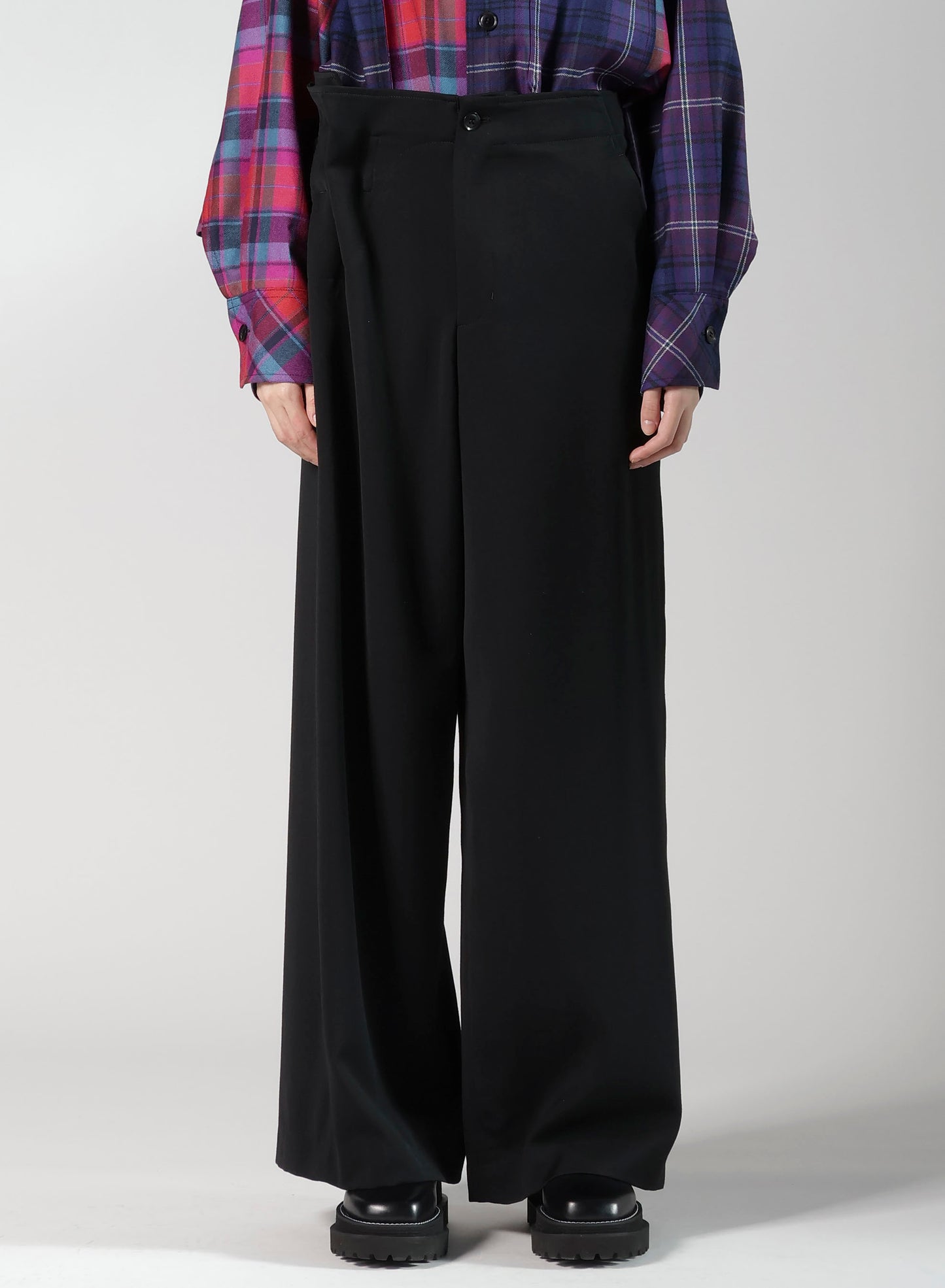 WOOL GABARDINE BELT PANTS