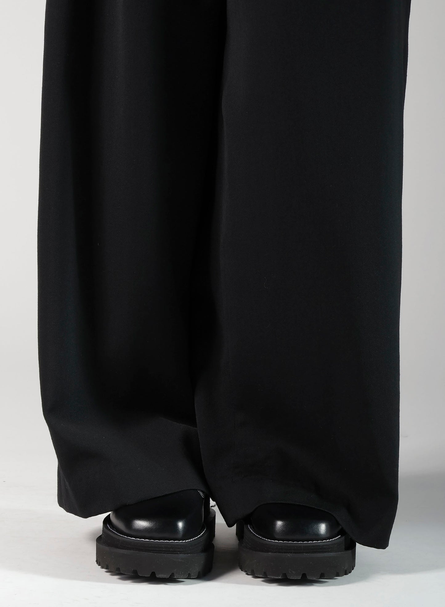 WOOL GABARDINE BELT PANTS