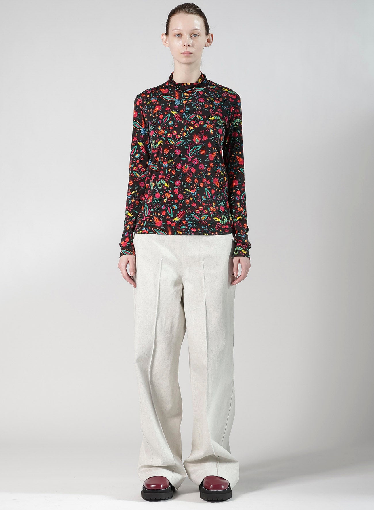 UNEVEN YARN DENIM SIDE OPEN PANTS