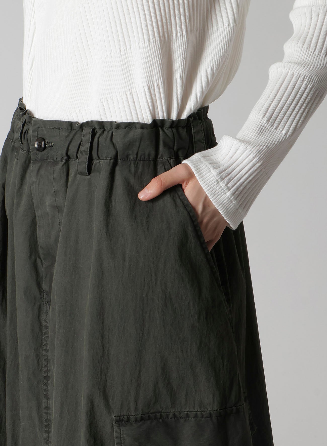 C/N PIGMENT COATED FISH TAIL SKIRT