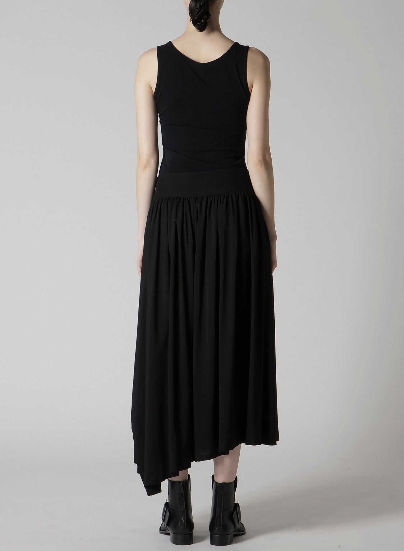 HARD-TWIST SERGE ASYMMTRIC GATHER SKIRT