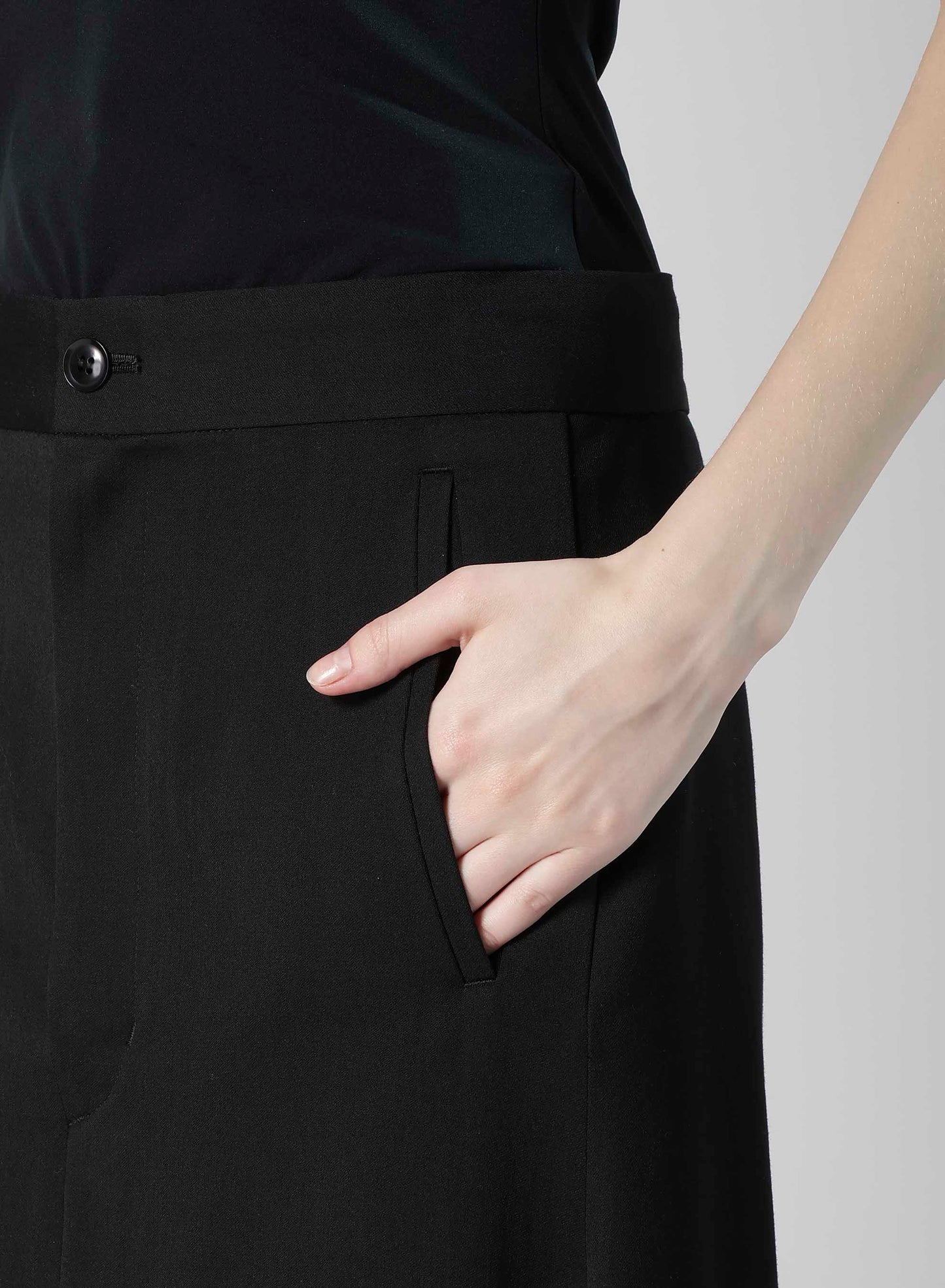 WOOL GABARDINE LINE SKIRT