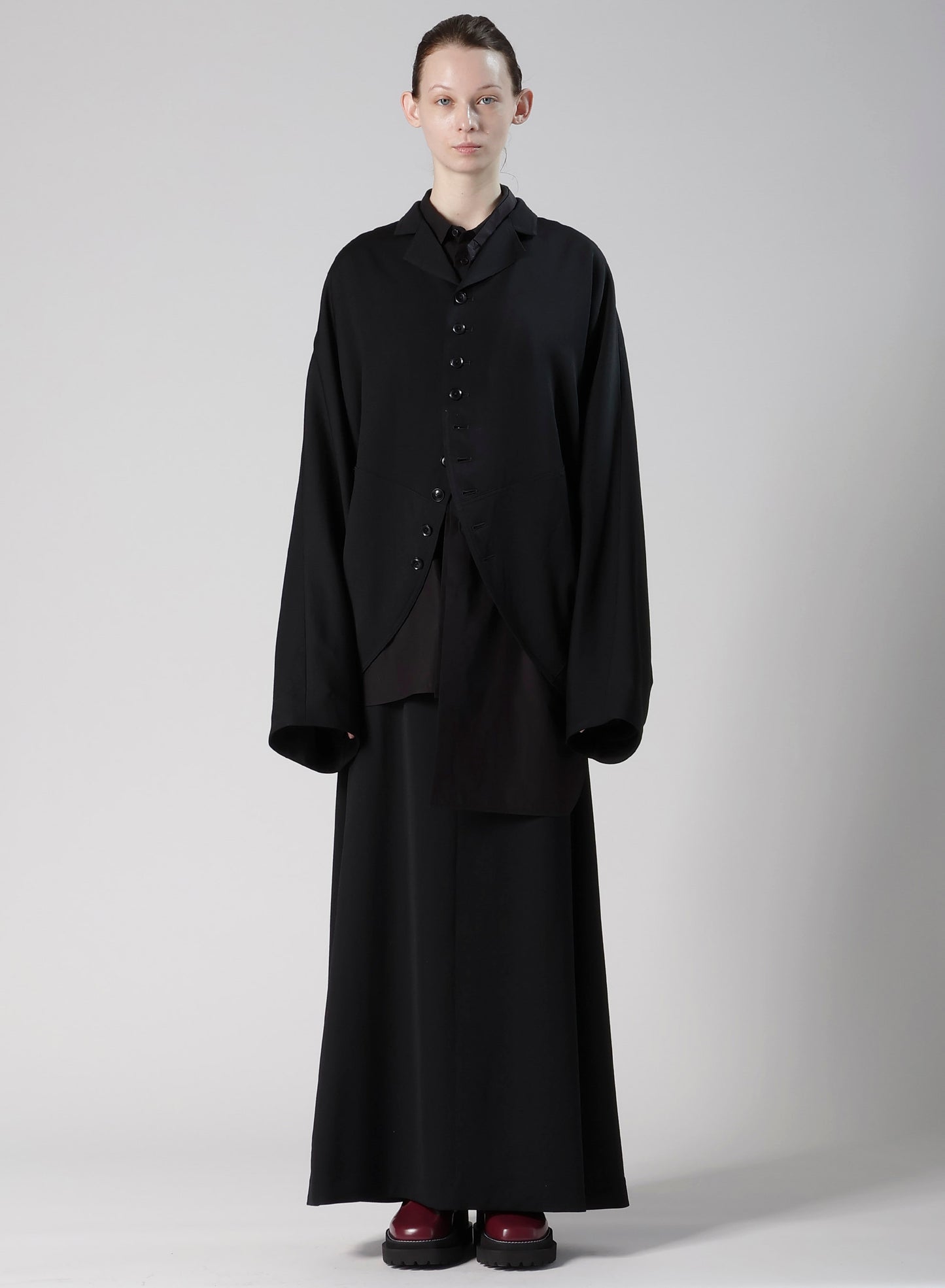 WOOL GABARDINE LINE SKIRT