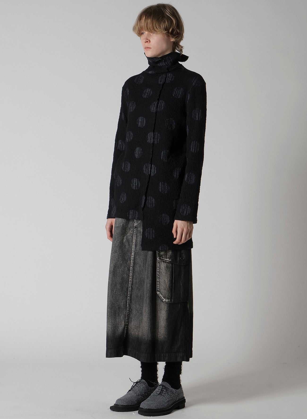 POLKA DOT JQ HIGH NECK ASYMMETRIC T