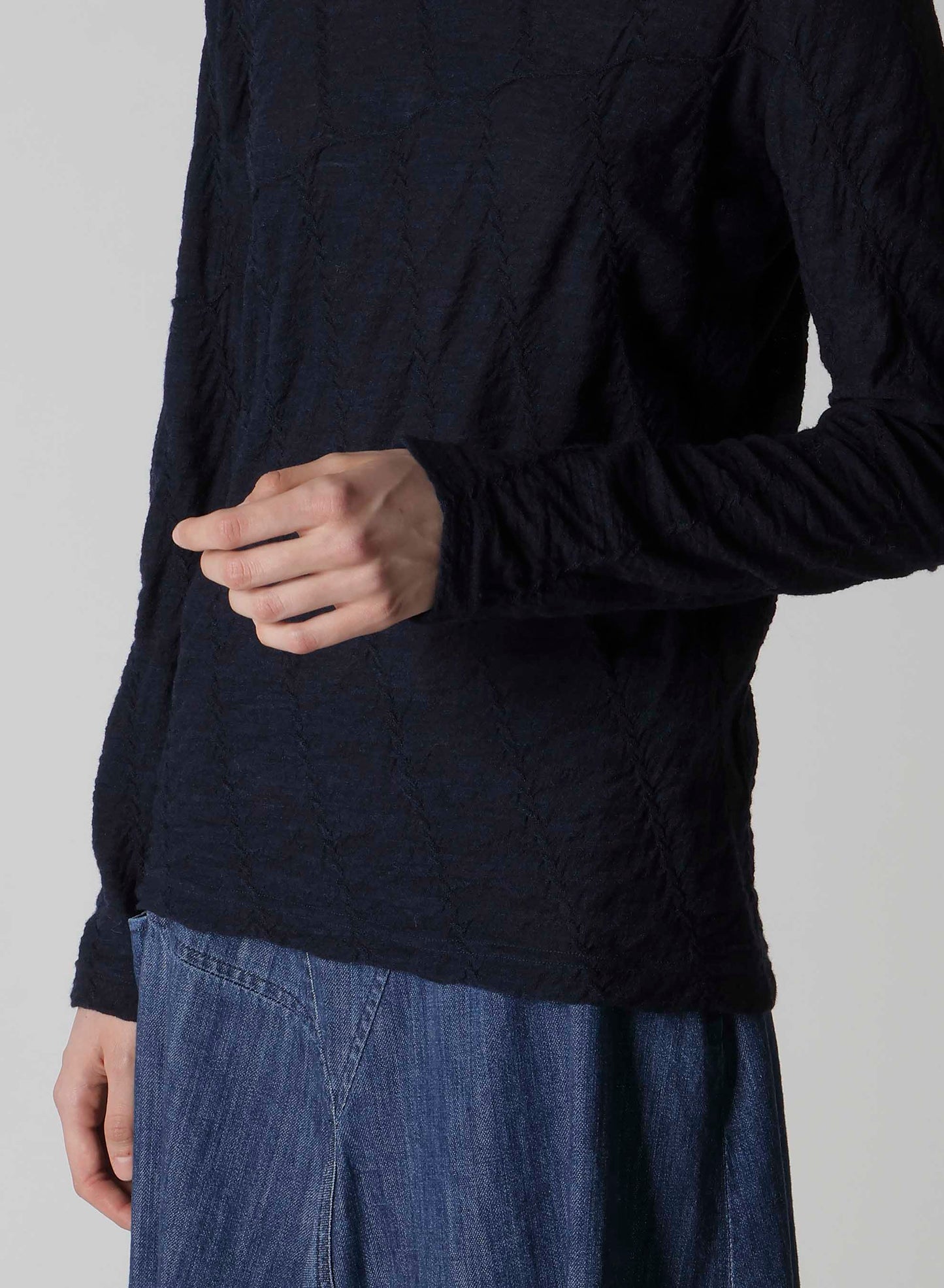 TUCKED DIAGONAL CABLE JQ HIGH NECK LONG T