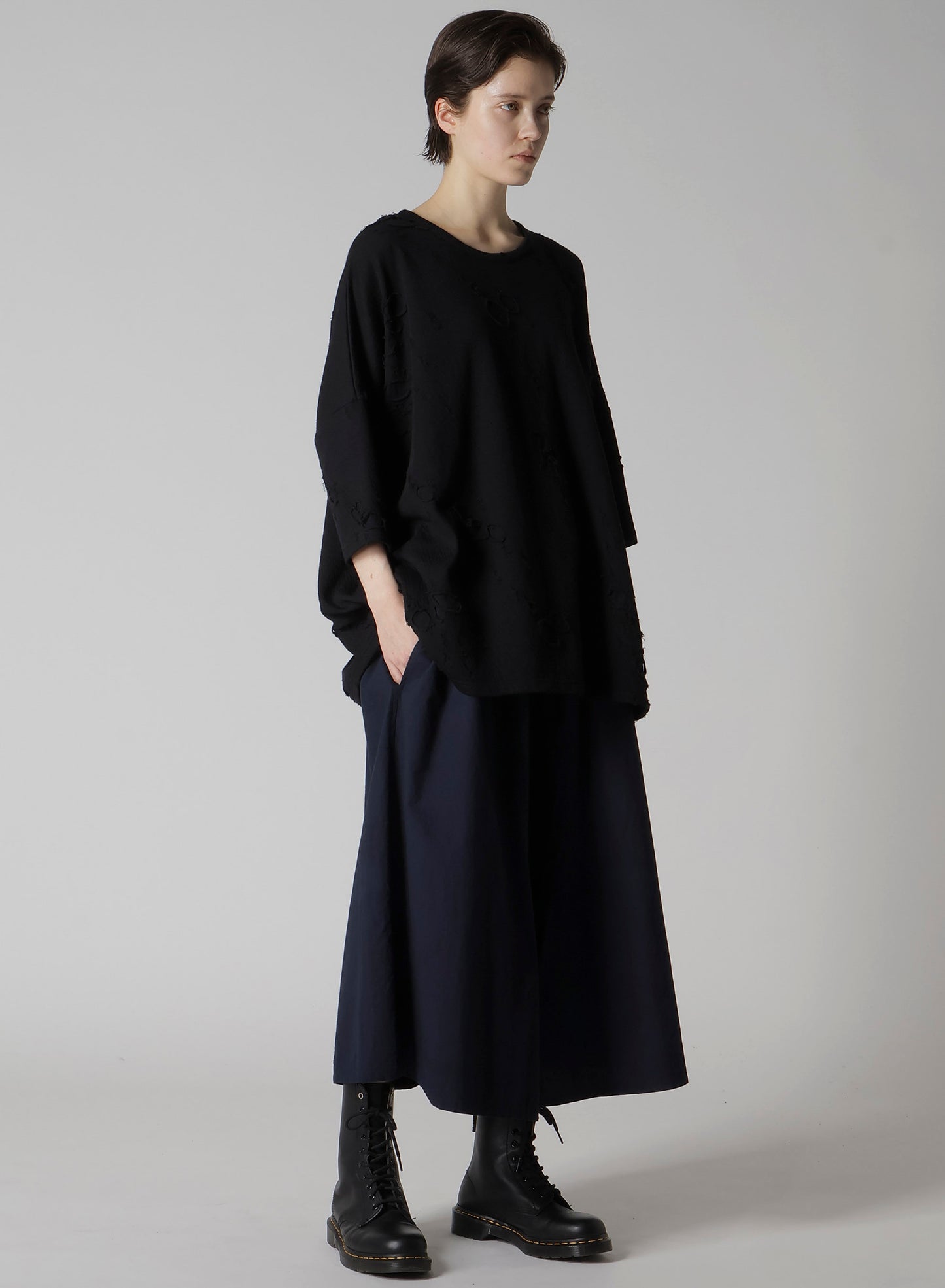 BONDED HOLE JQ ROUND NECK BIG T
