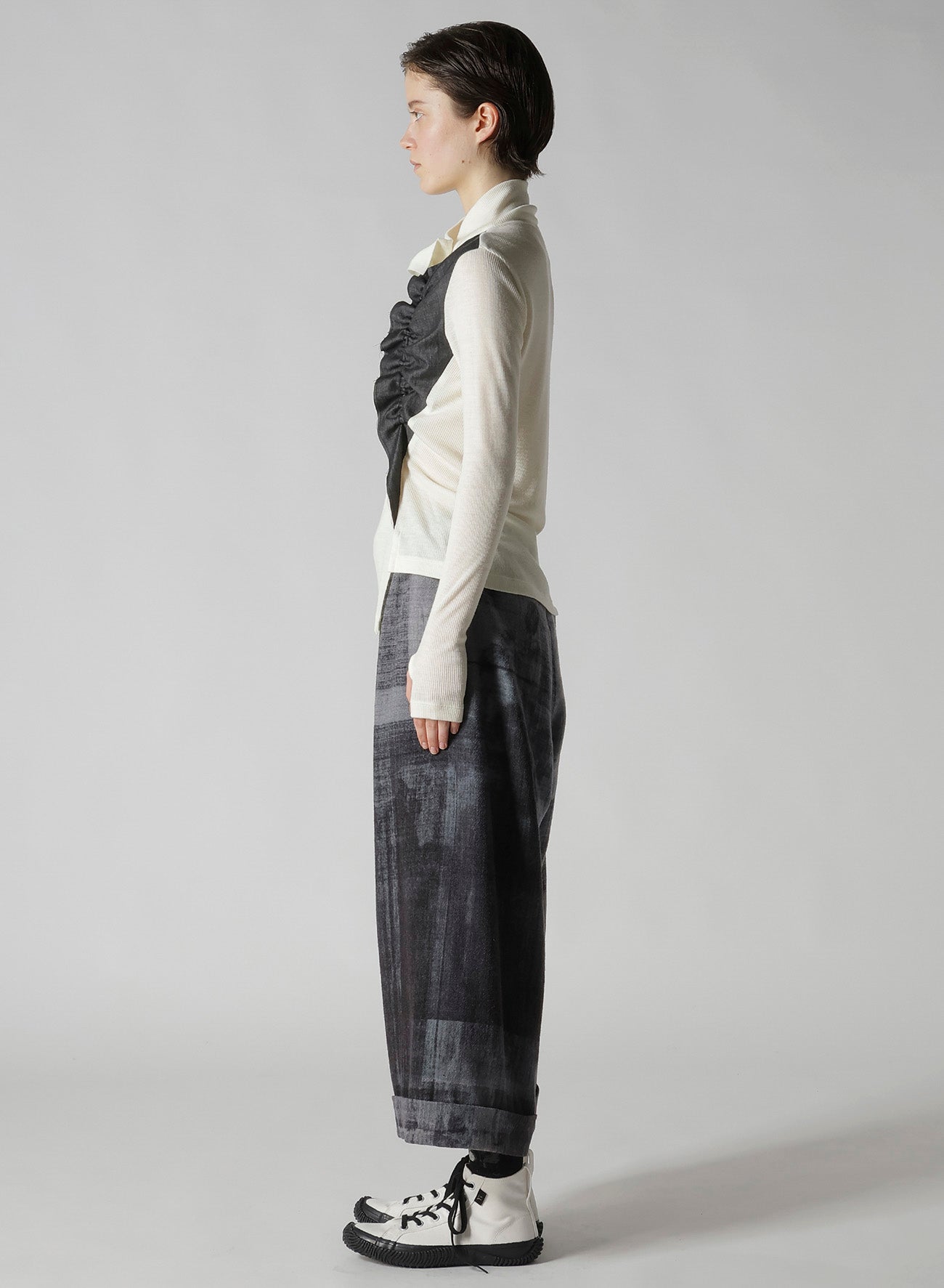 RIB/DENIM COMBINATION HIGH NECK T WITH GATHERS