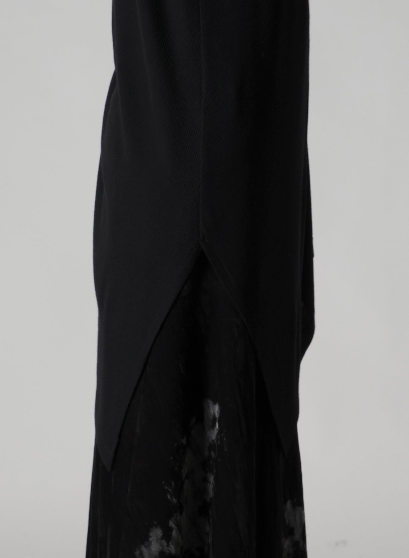 RIB/DENIM COMBINATION LONG T WITH GATHERS