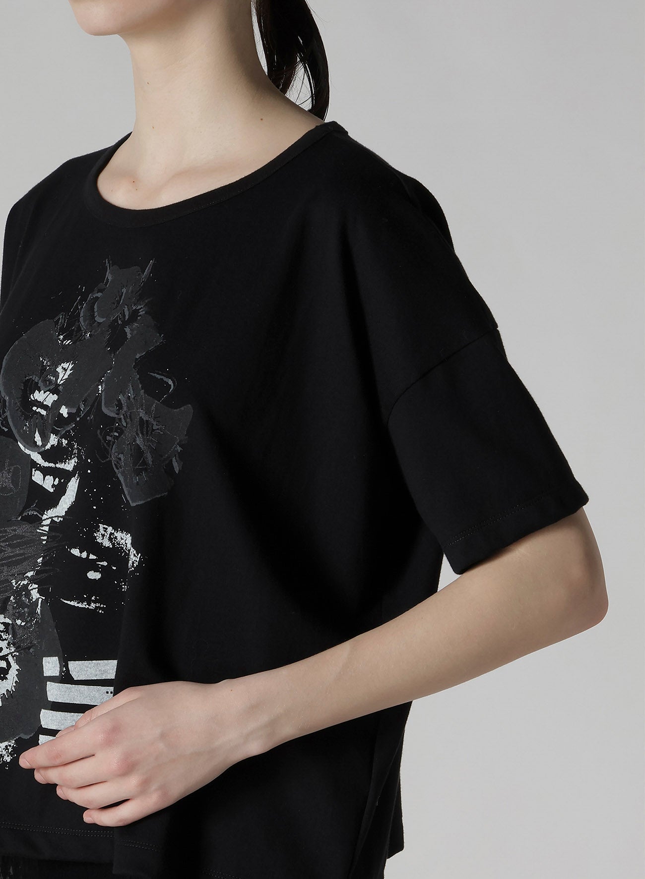 FLOWER PRINT HALF SLEEVE T