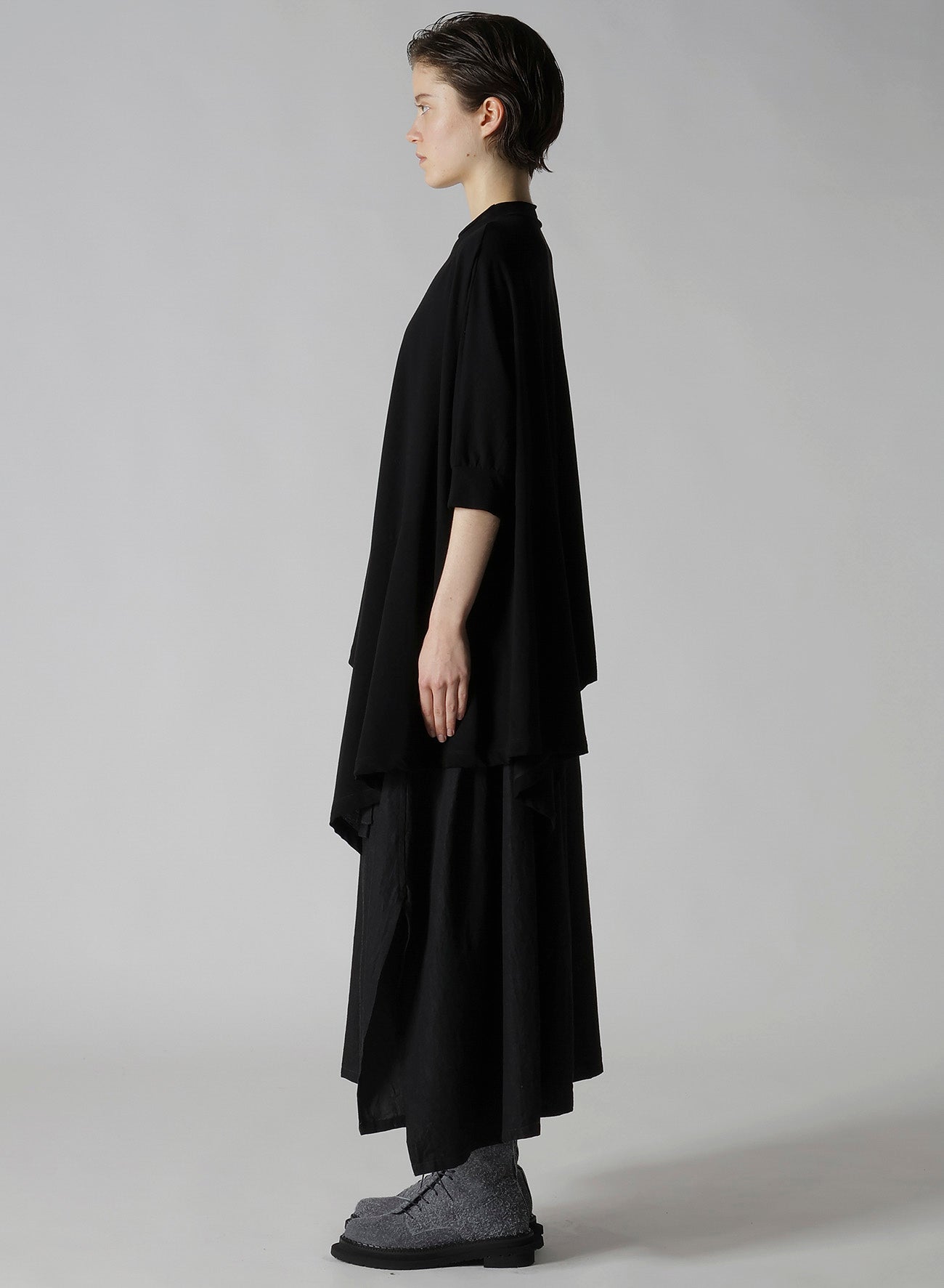 HARD-TWISTED JERSEY ASYMMETRIC DOLMAN T