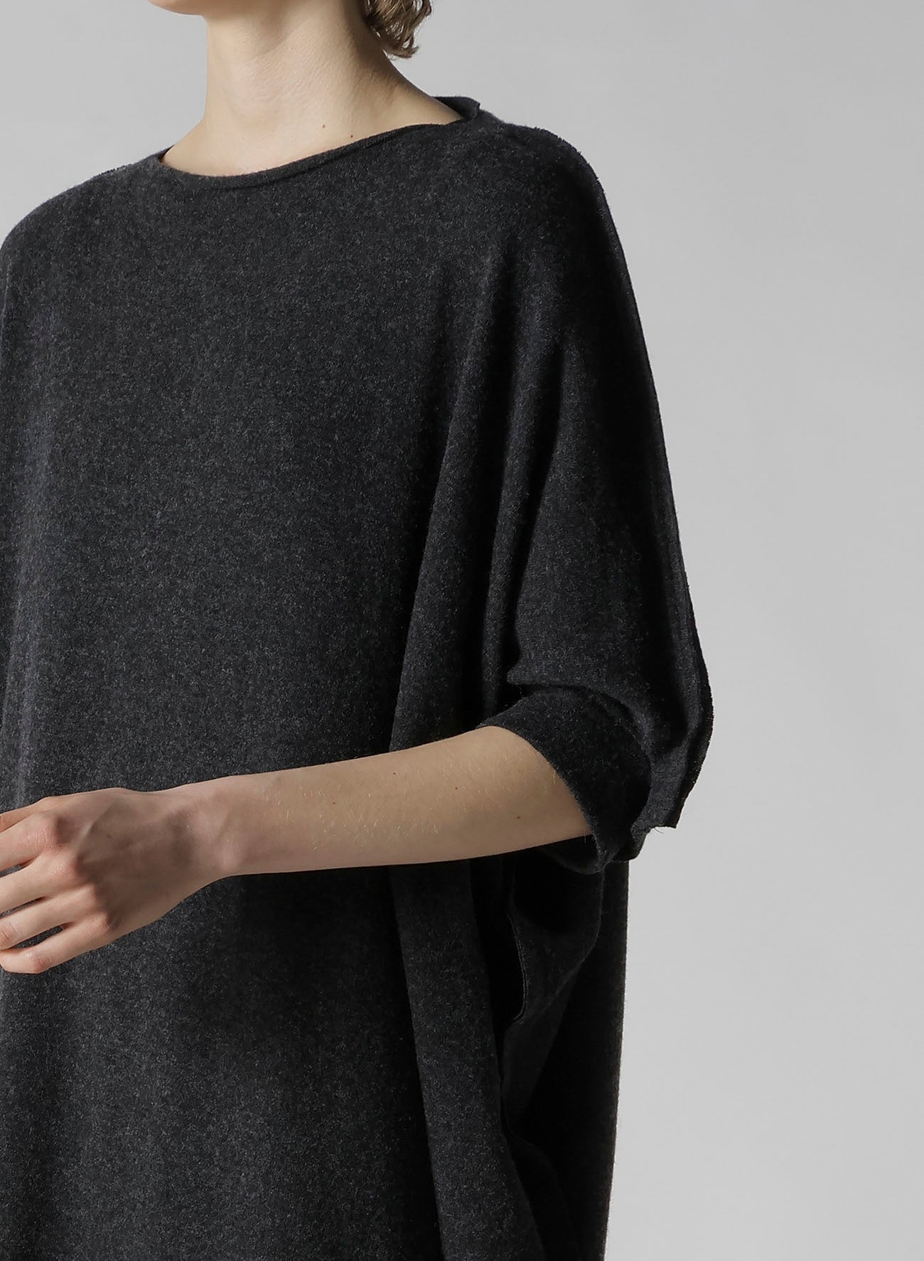 W/NY JERSEY DOLMAN SLEEVE DRESS