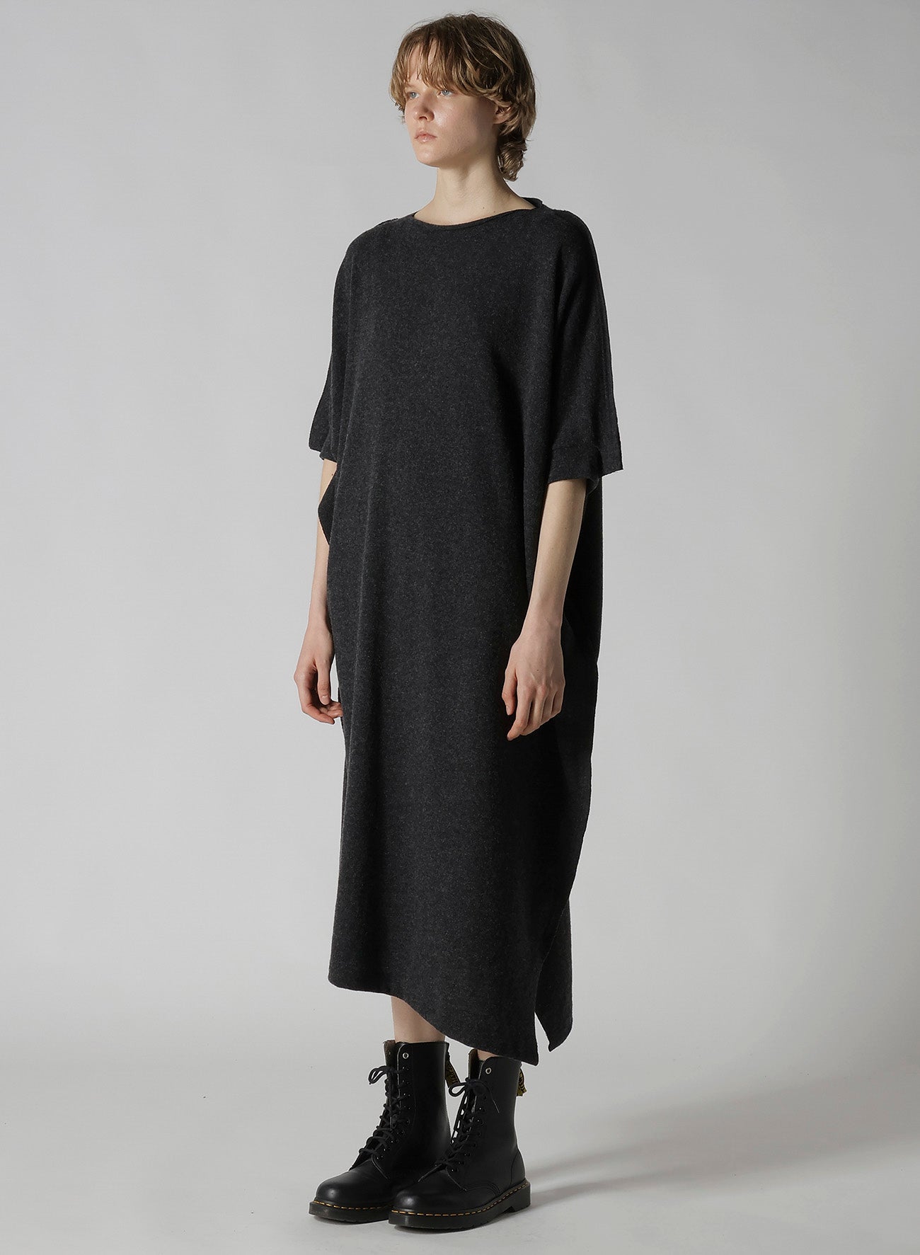 W/NY JERSEY DOLMAN SLEEVE DRESS