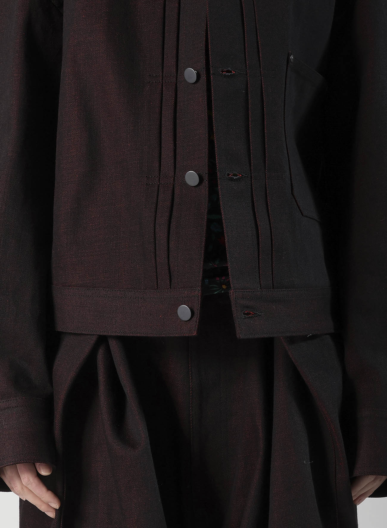 RED BACK SIDE DENIM JACKET