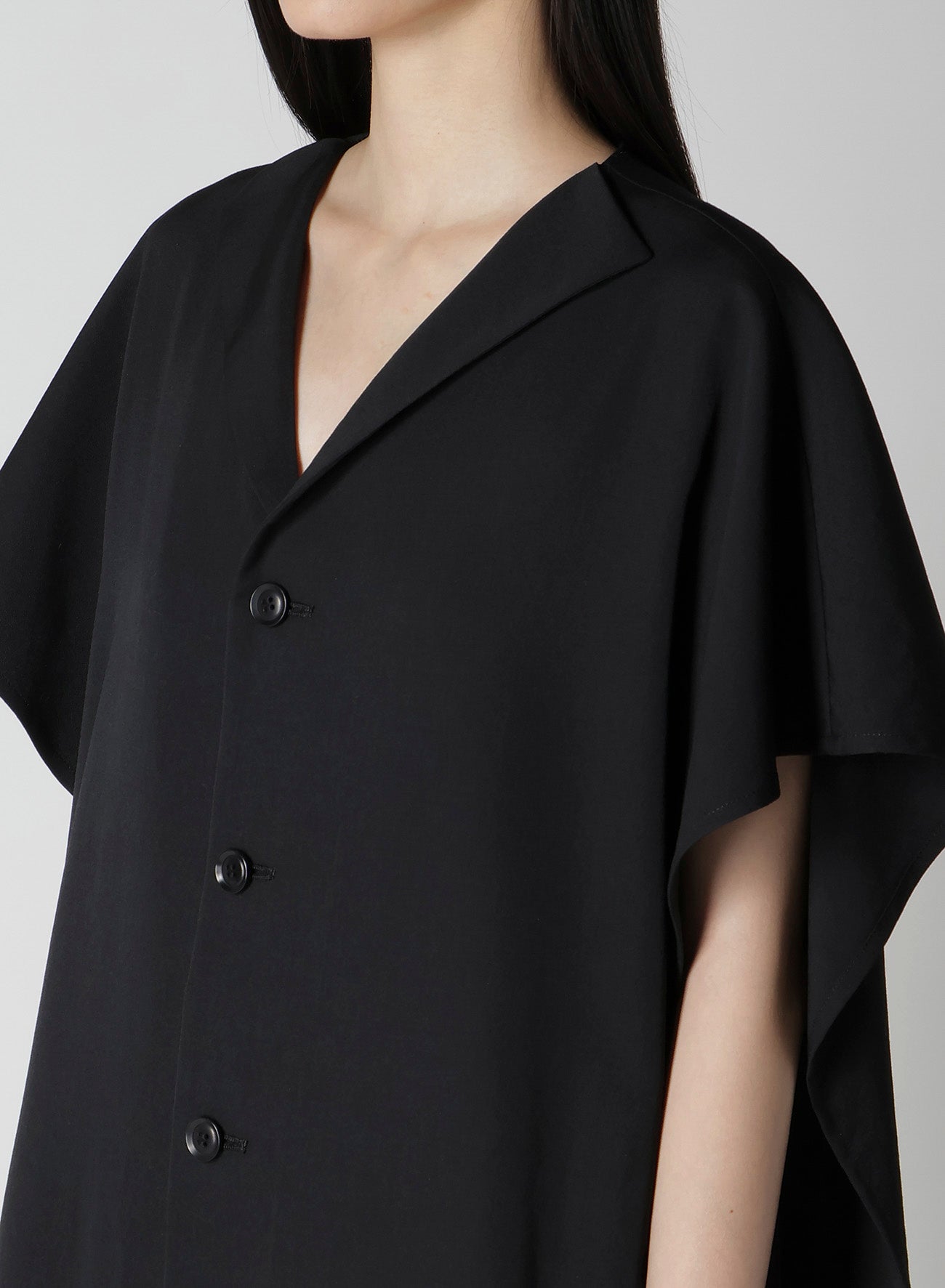 WOOL GABARDINE FLARE SLEEVE FRONT OPEN DRESS