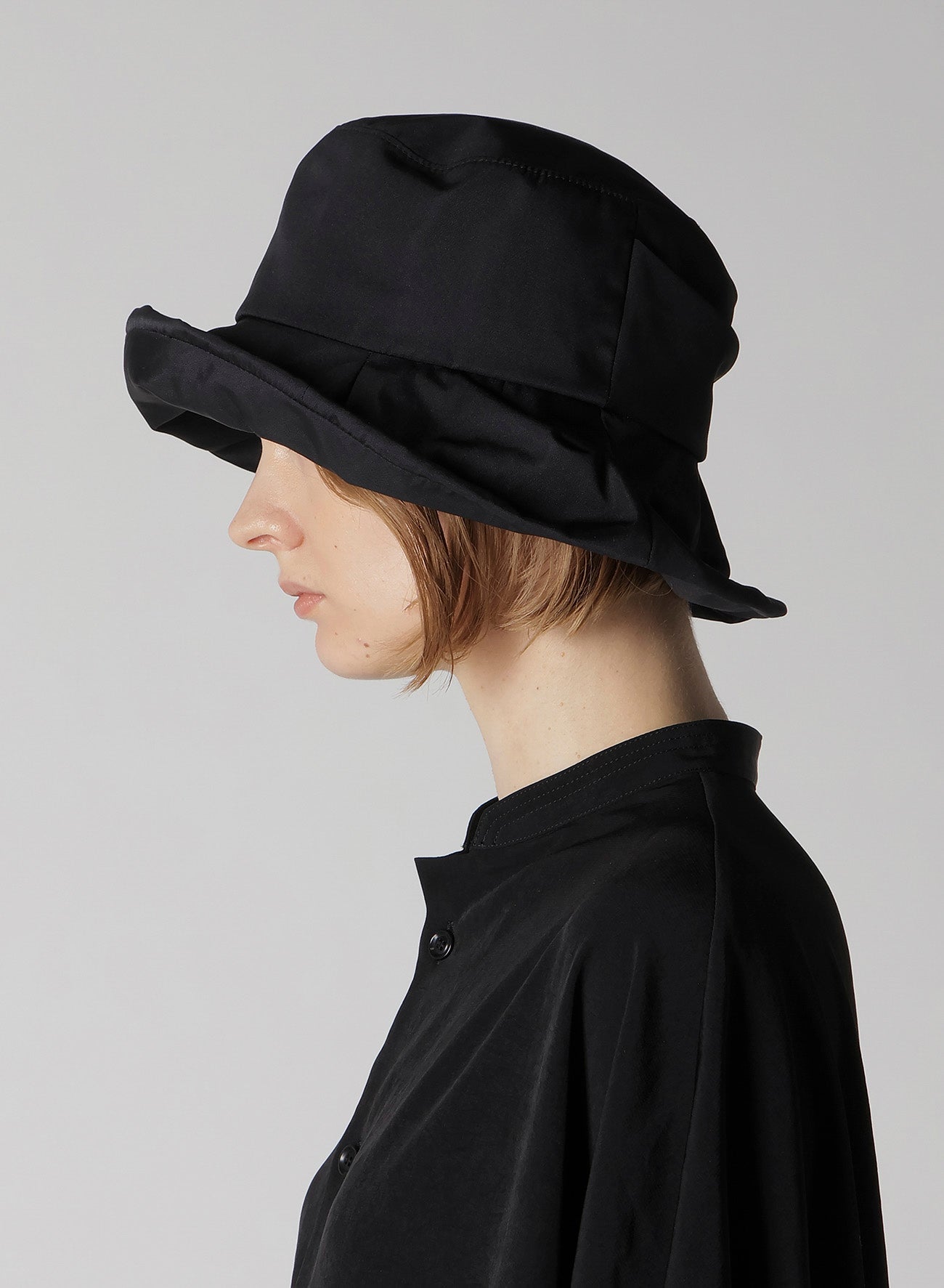 POLYESTER TUCKED CASABLANCA