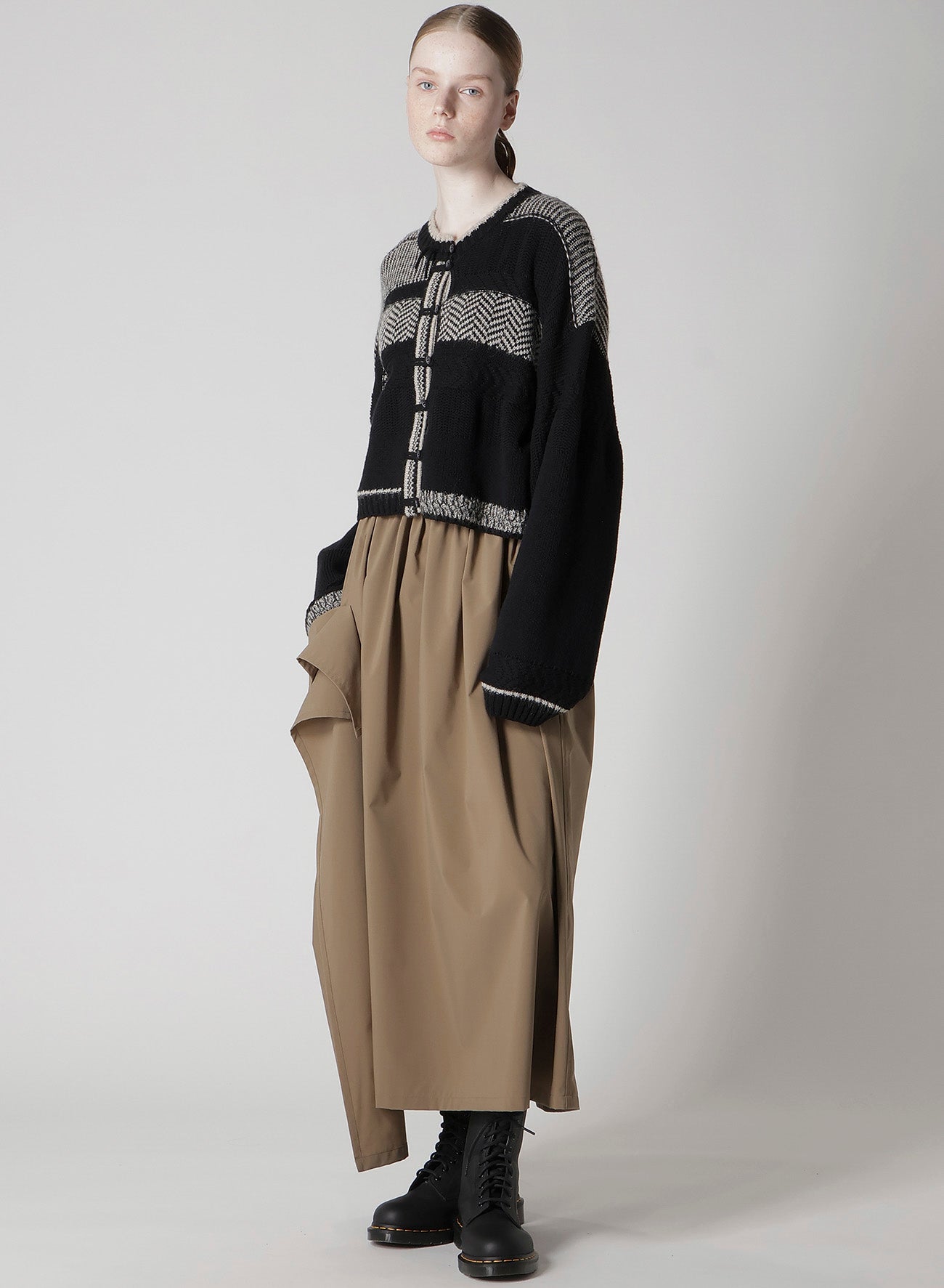 NAITIVE JACQUARD DESING KNIT CARDIGAN