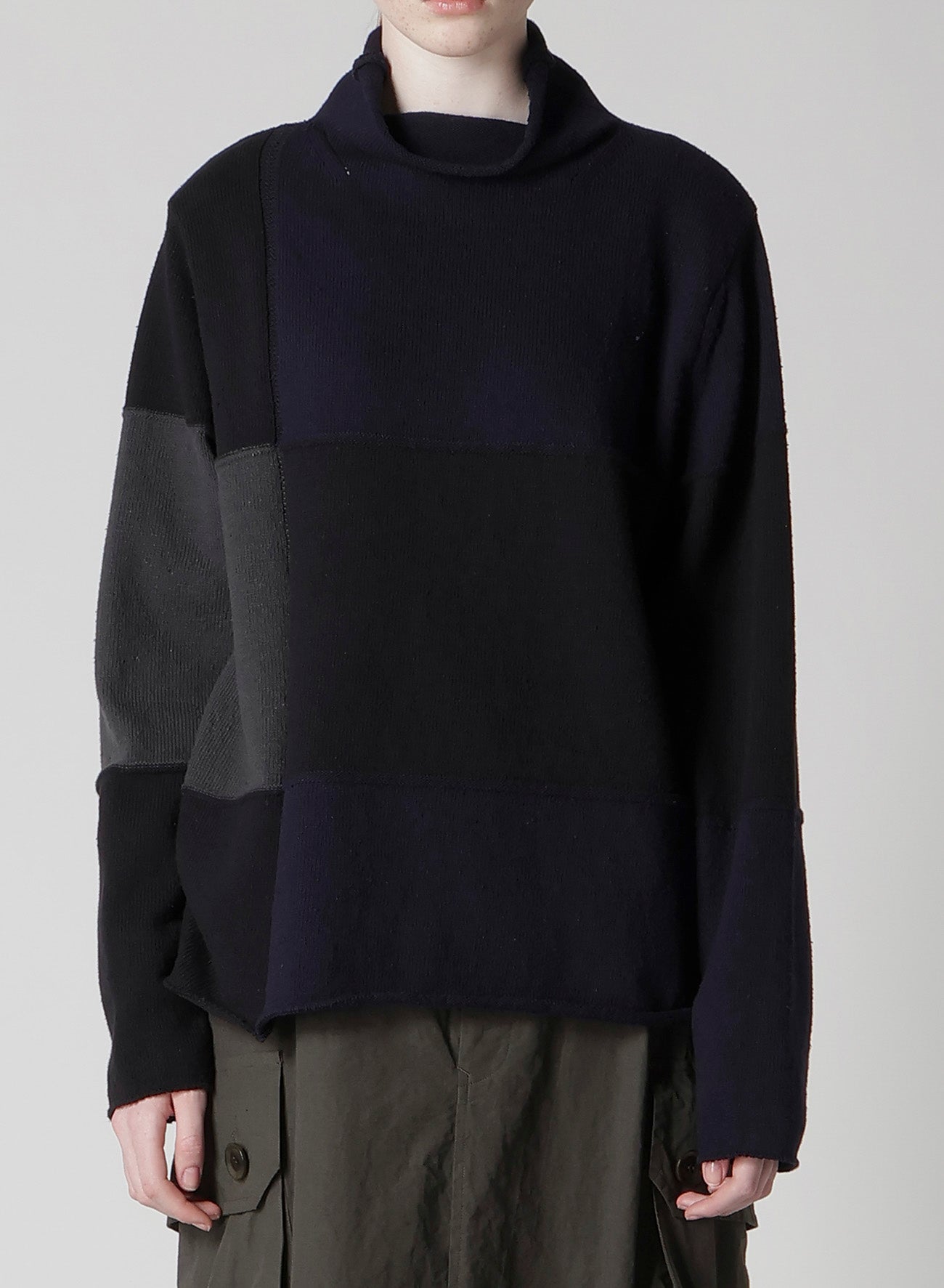 HARD-TWISTED BLOCK INTARSIA HIGH-NECK PULLOVER