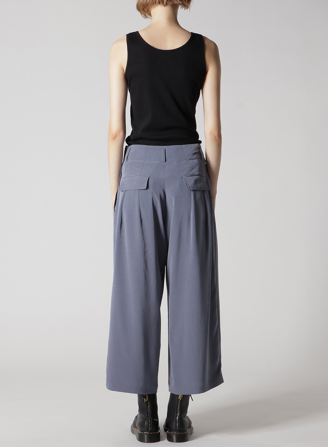 CREPE de CHINE RANDOM TUCK PANTS