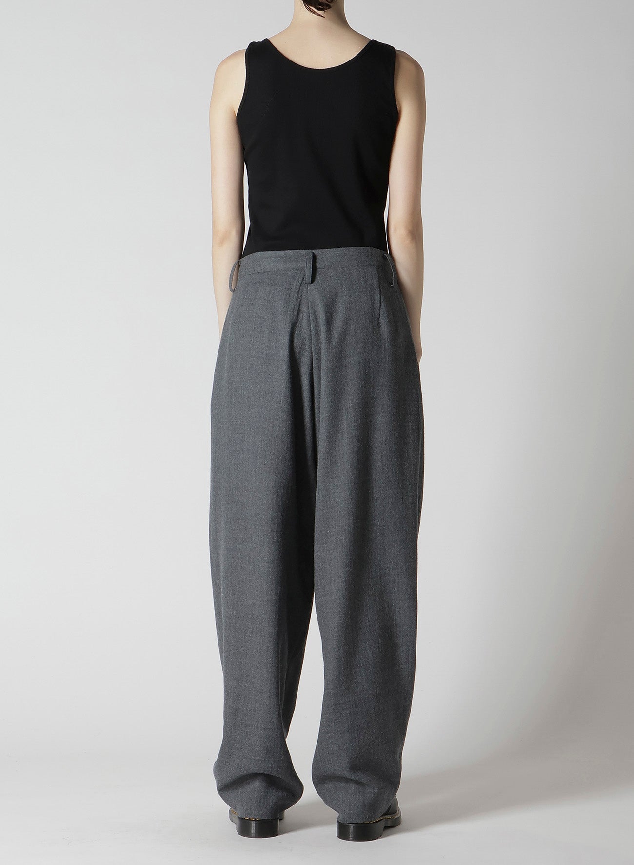 WOOL GAUZE TWILL TUCK WIDE PANTS