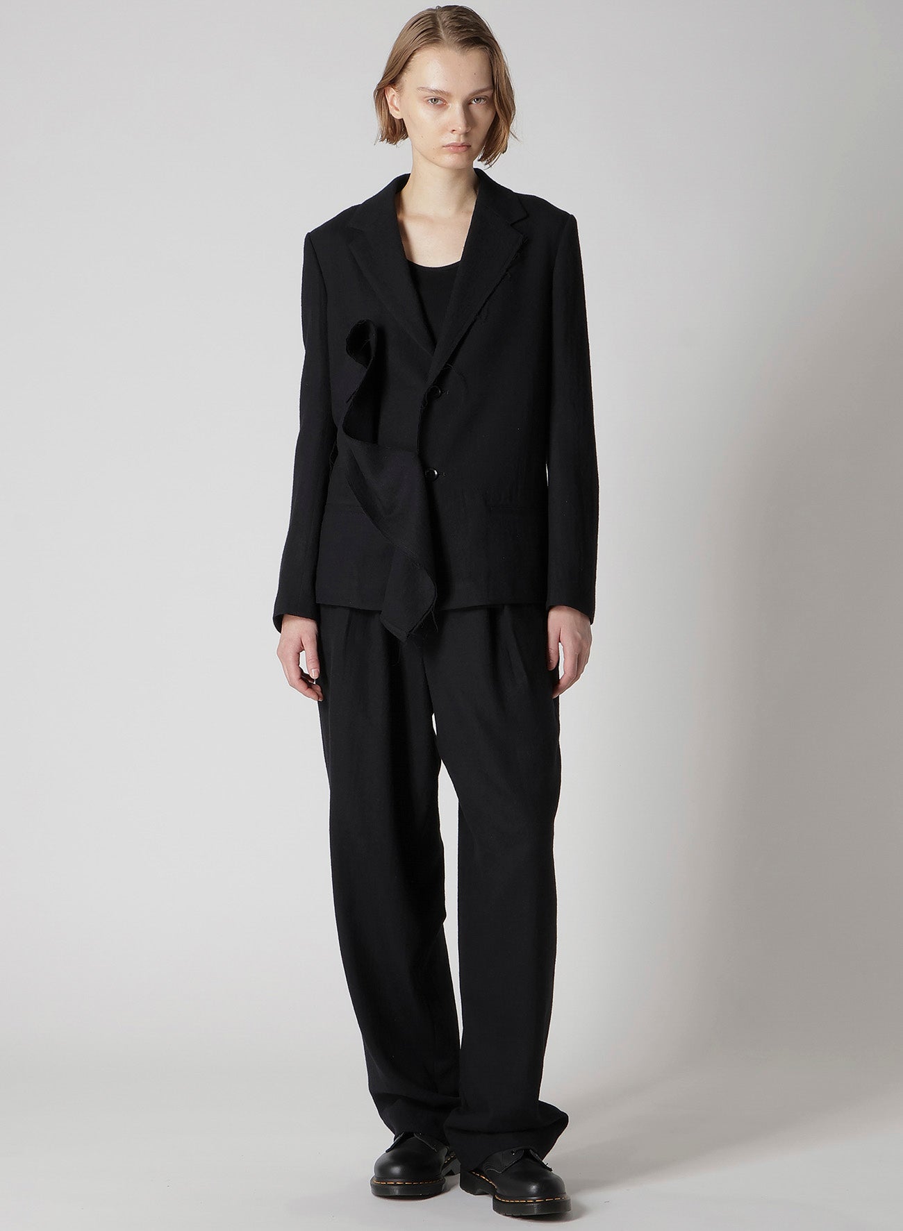 WOOL GAUZE TWILL TUCK WIDE PANTS