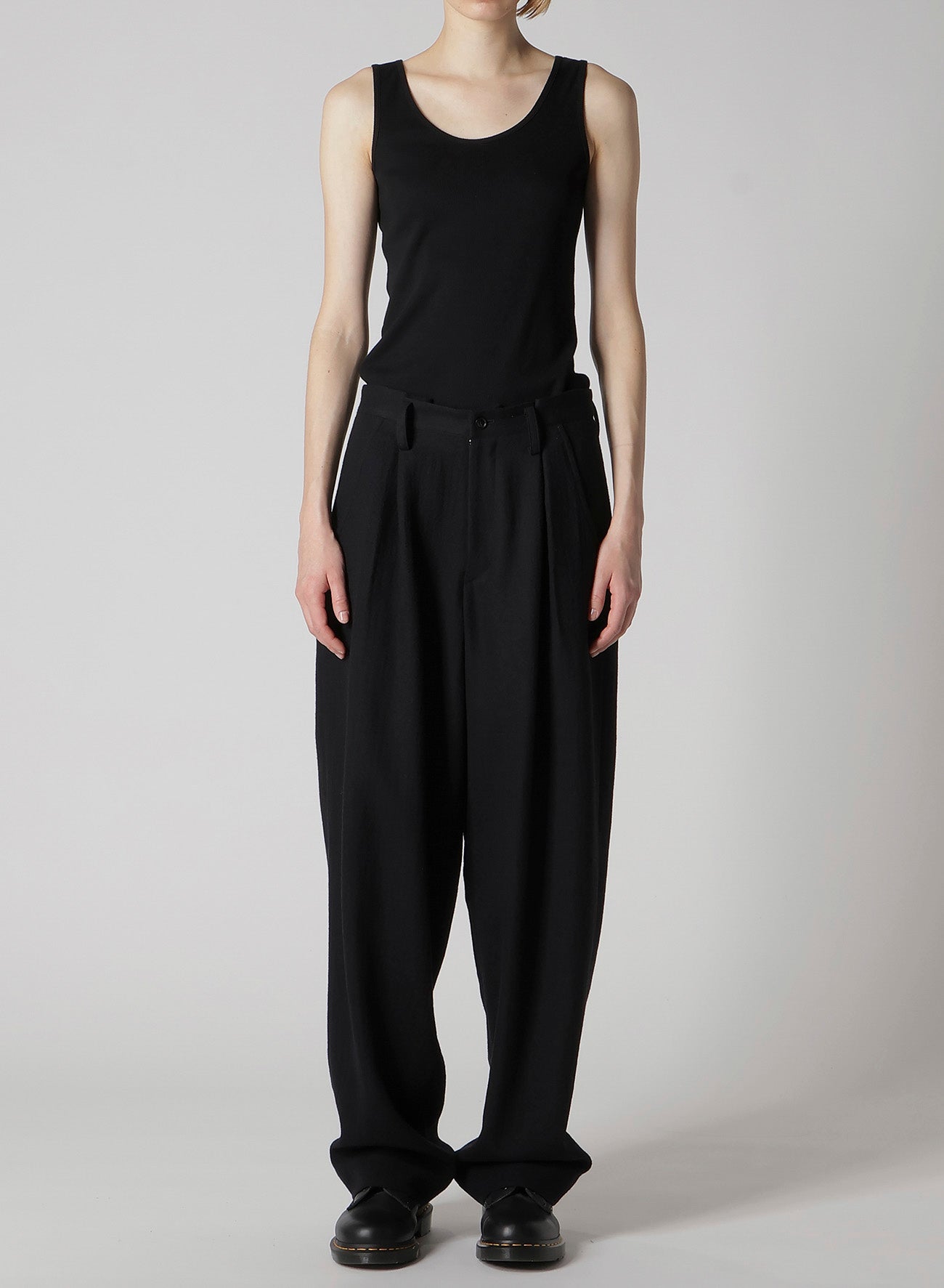 WOOL GAUZE TWILL TUCK WIDE PANTS