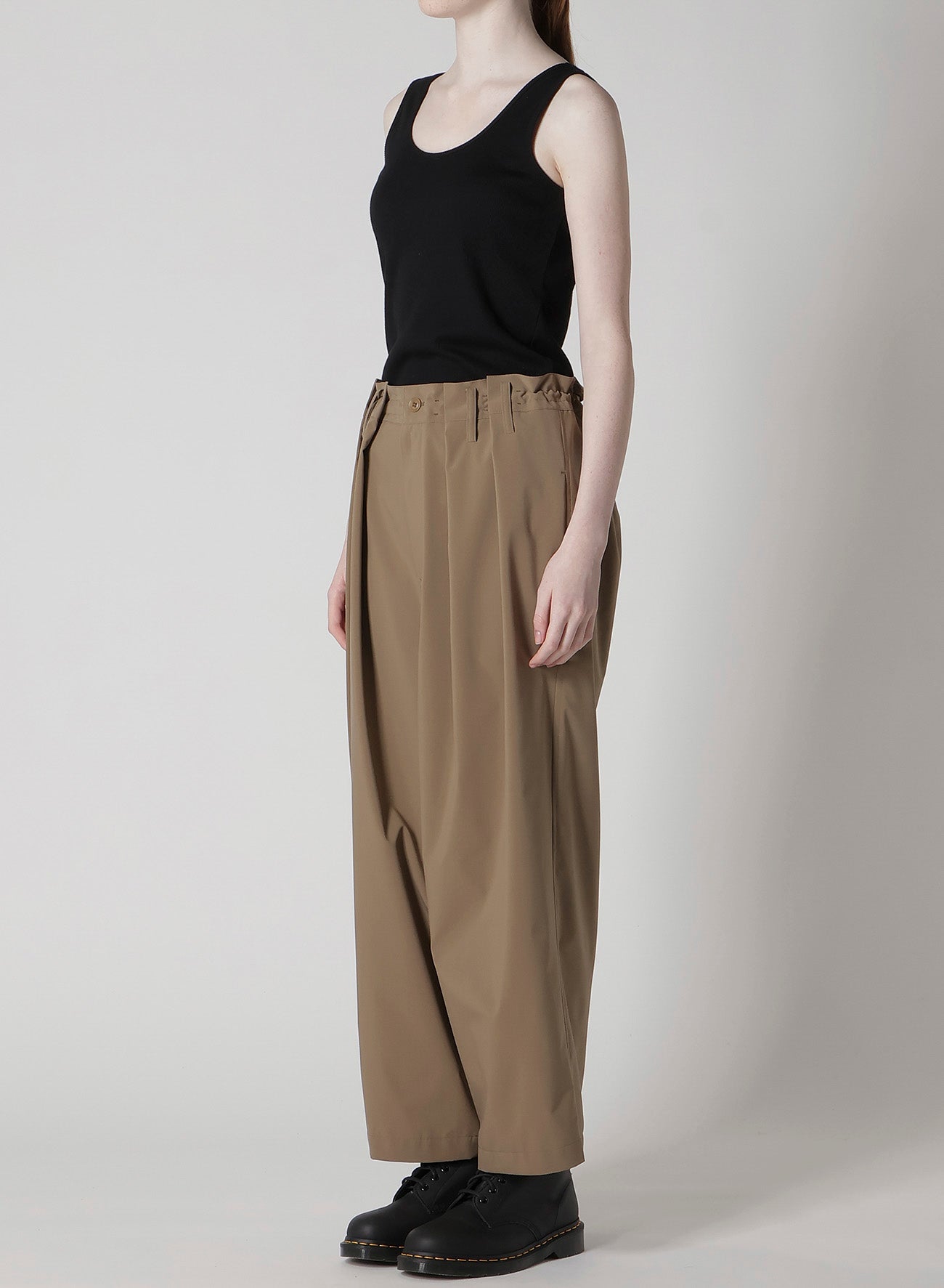 PE/ TAFTA DOUBLE TUCK GATEHRED PANTS